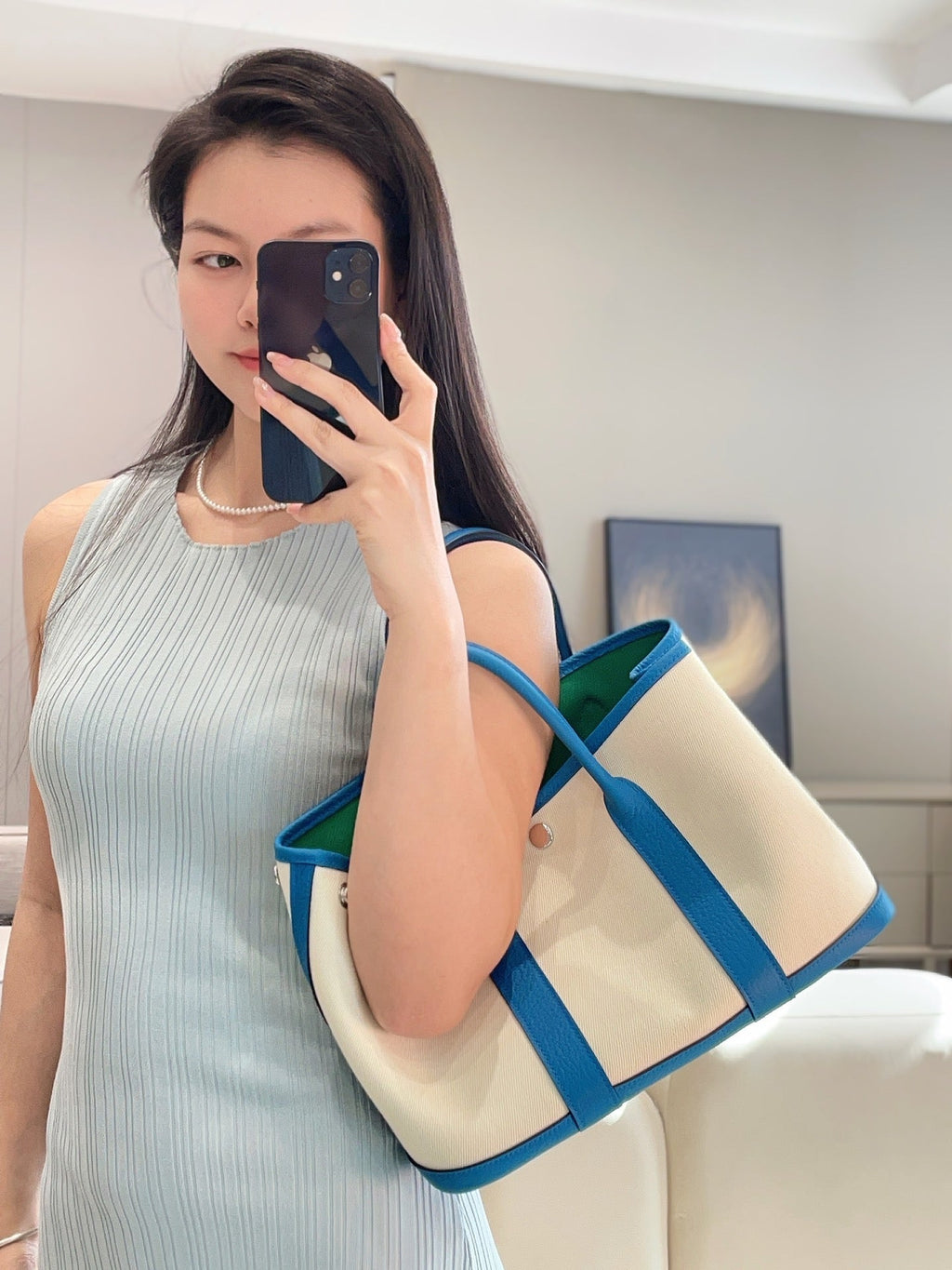 GARDEN PARTY 30CM IN WHITE TOILETS COTTON CANVAS AND BLUE CALFSKIN GREEN ON SIDE OTHER