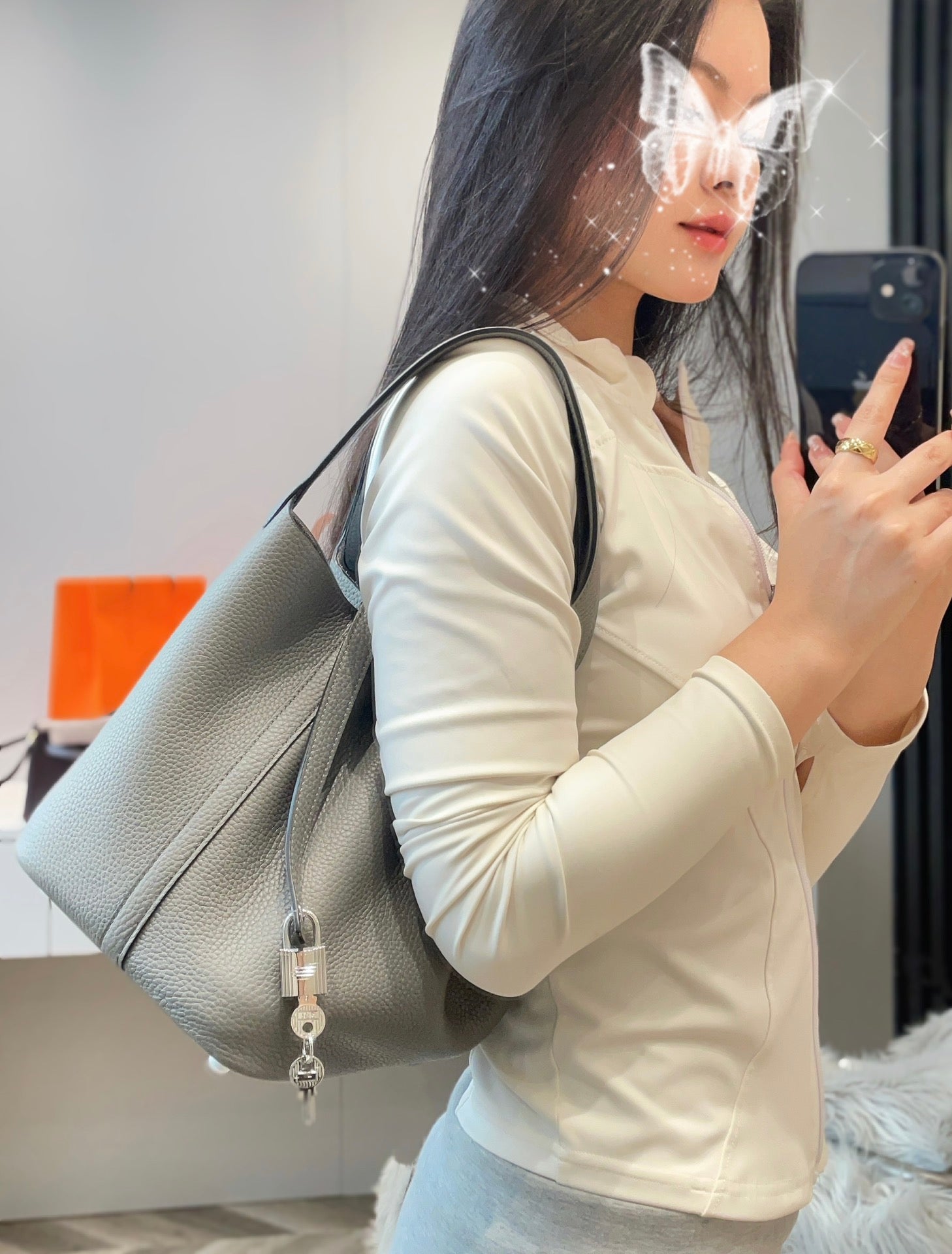 PICOTIN LOCK 22 IN GREY ETAIN CALFSKIN SILVER HARDWARE