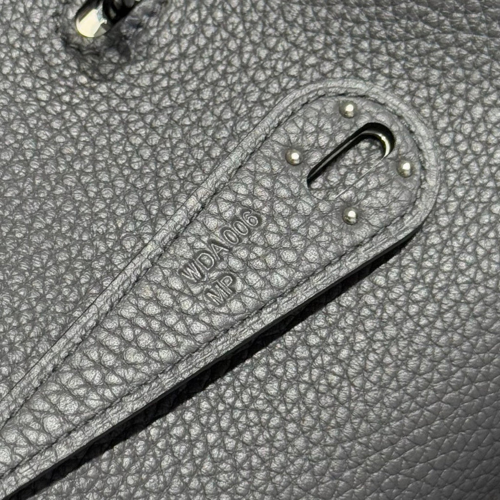 HERMES 25S MEDIUM LINDY 26 IN CHARCOAL GRAY CALFSKIN SILVER HARDWARE