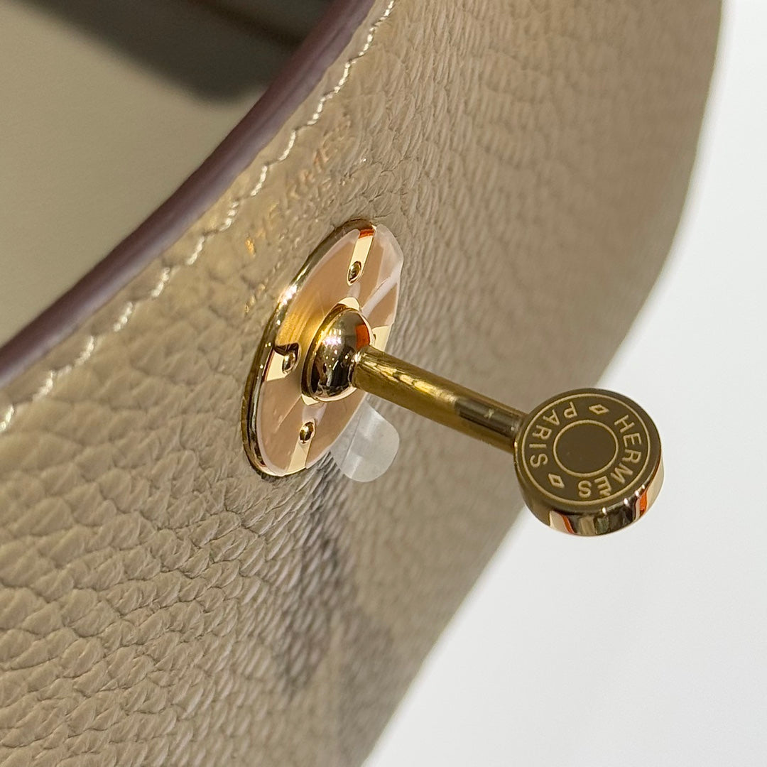 HERMES 25S MINI LINDY 19 IN BEIGE MARFA CALFSKIN GOLD HARDWARE