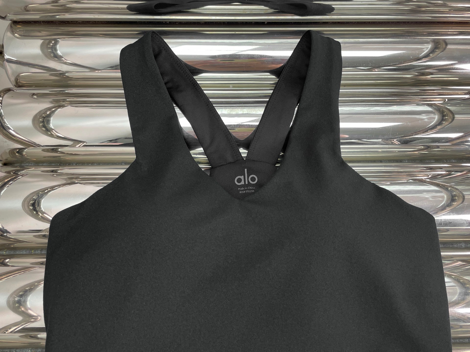ALO CROSSBACK SPORTS BRA STYLE 24