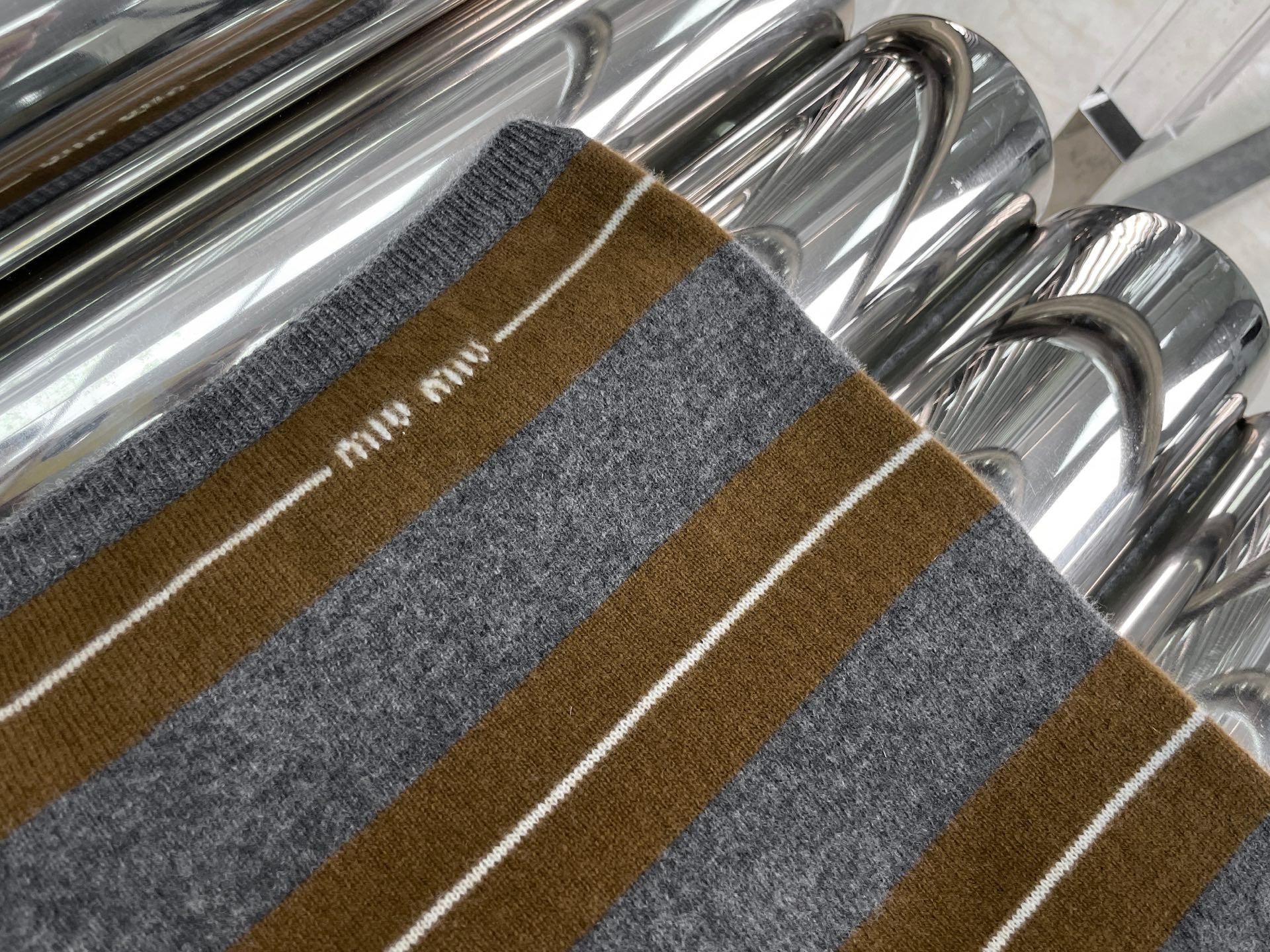 MIUMIU KNIT TUBE TOP STYLE 780