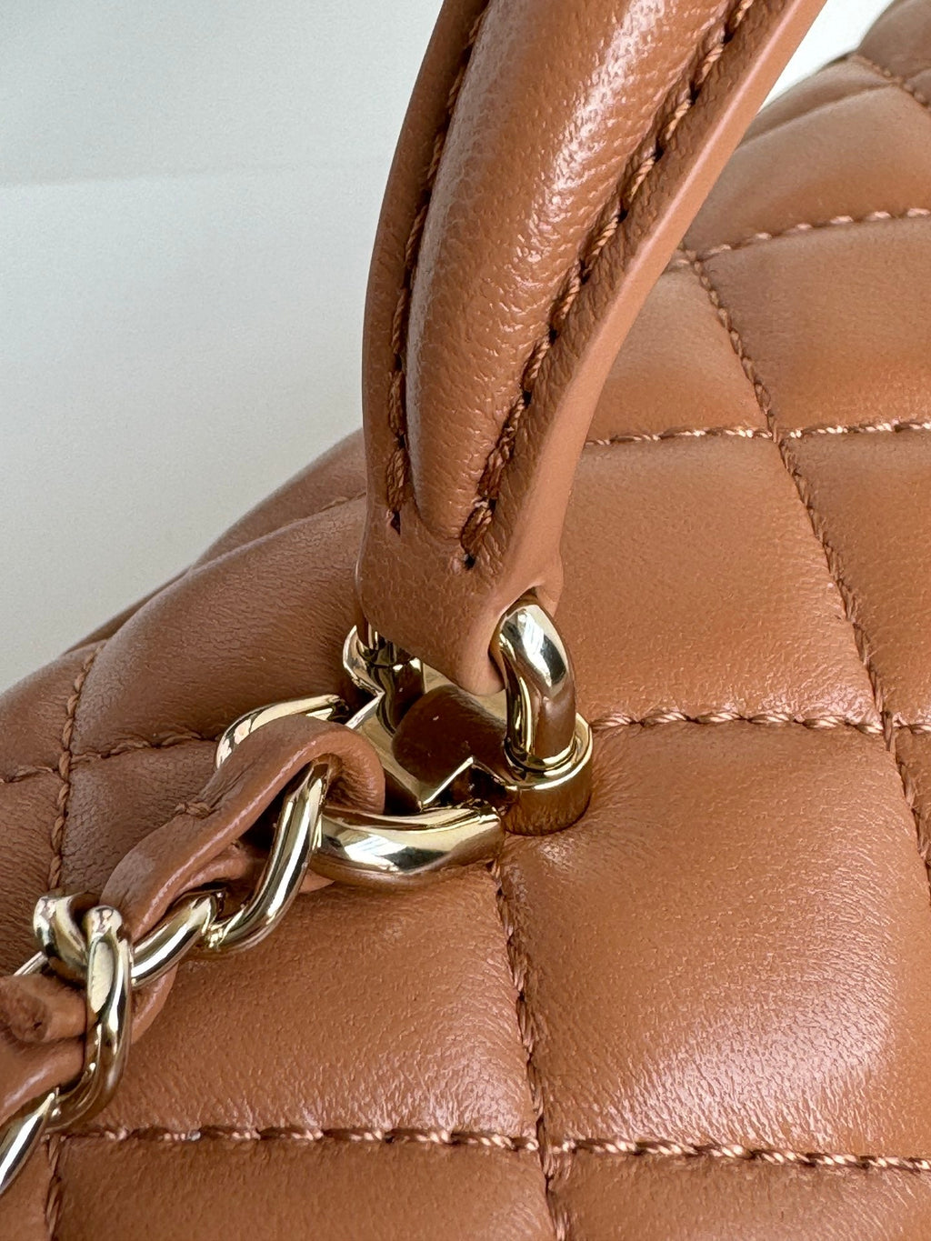 FLAP BAG 20 IN BRONZE BROWN LAMBSKIN WITH HANDLE- NEW