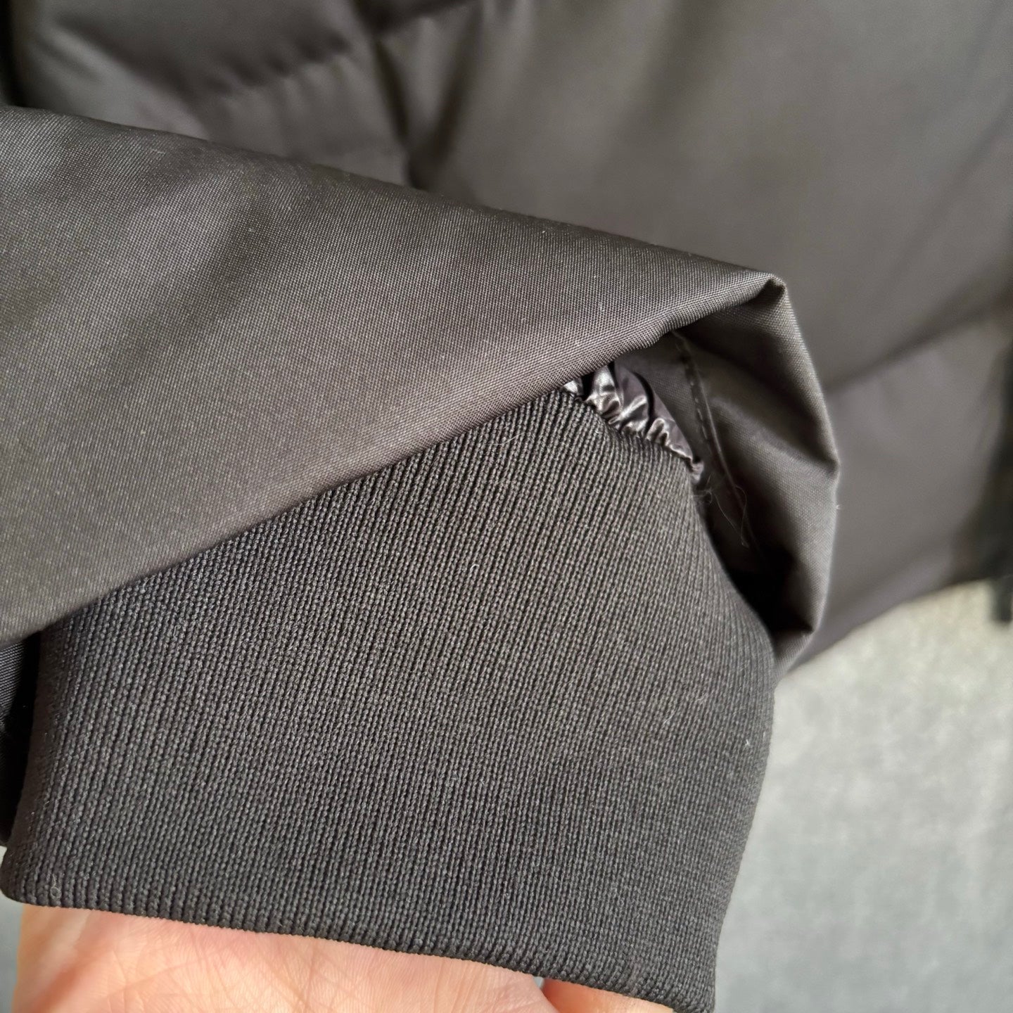 BURBERRY 25S DOWN JACKET 332