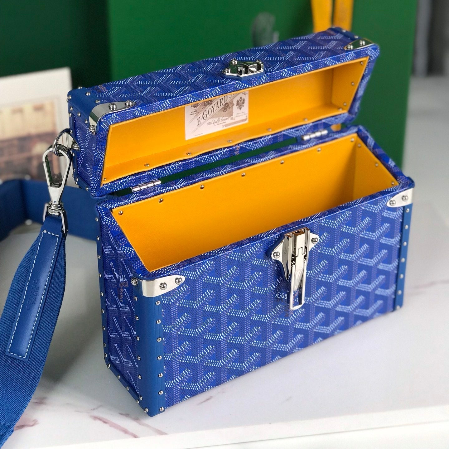 CASSETTE TRUNK BAG 21 IN BLUE GOYARDINE CANVAS & CLAMECY COWHIDE