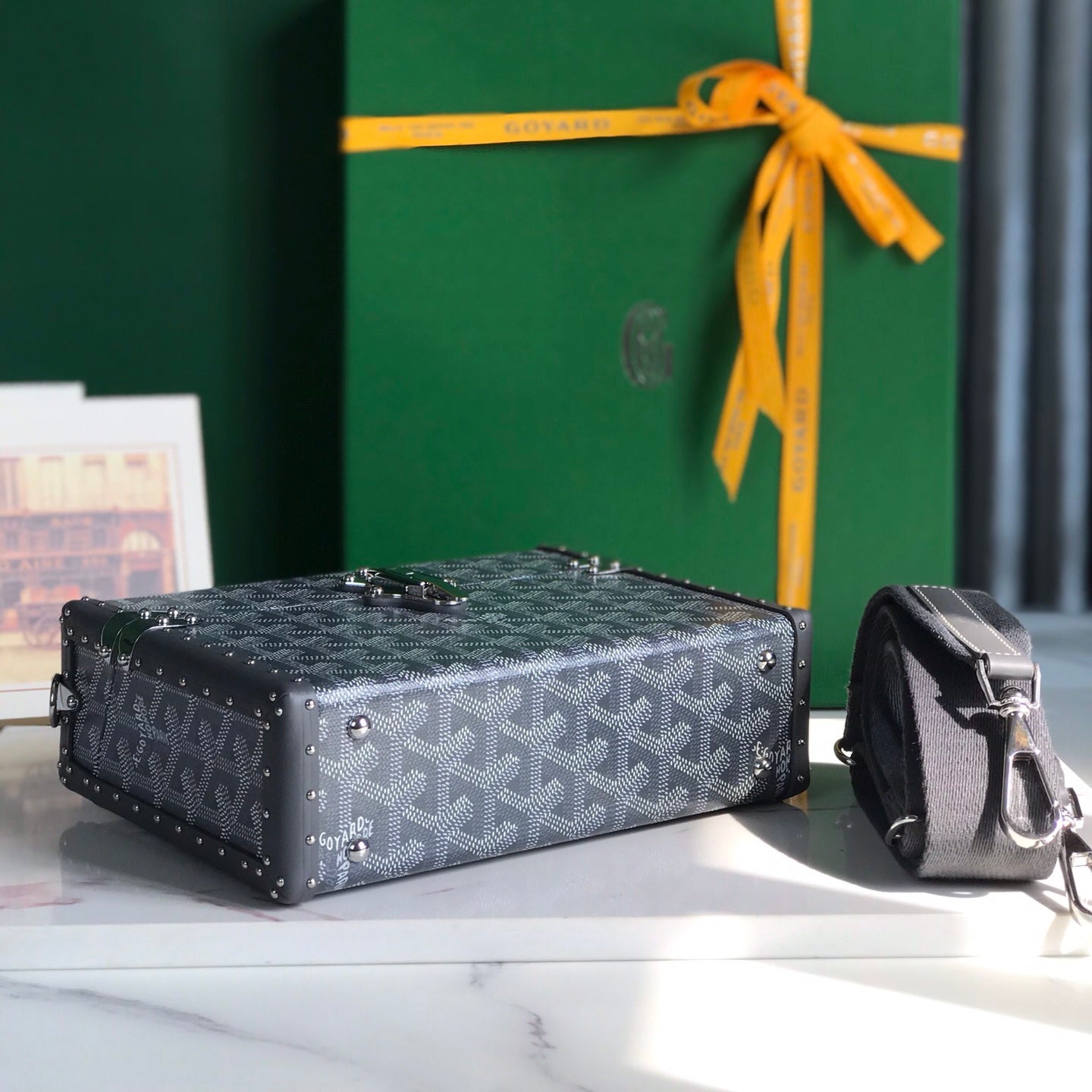 CASSETTE TRUNK BAG 21 IN GREY GOYARDINE CANVAS & CLAMECY COWHIDE