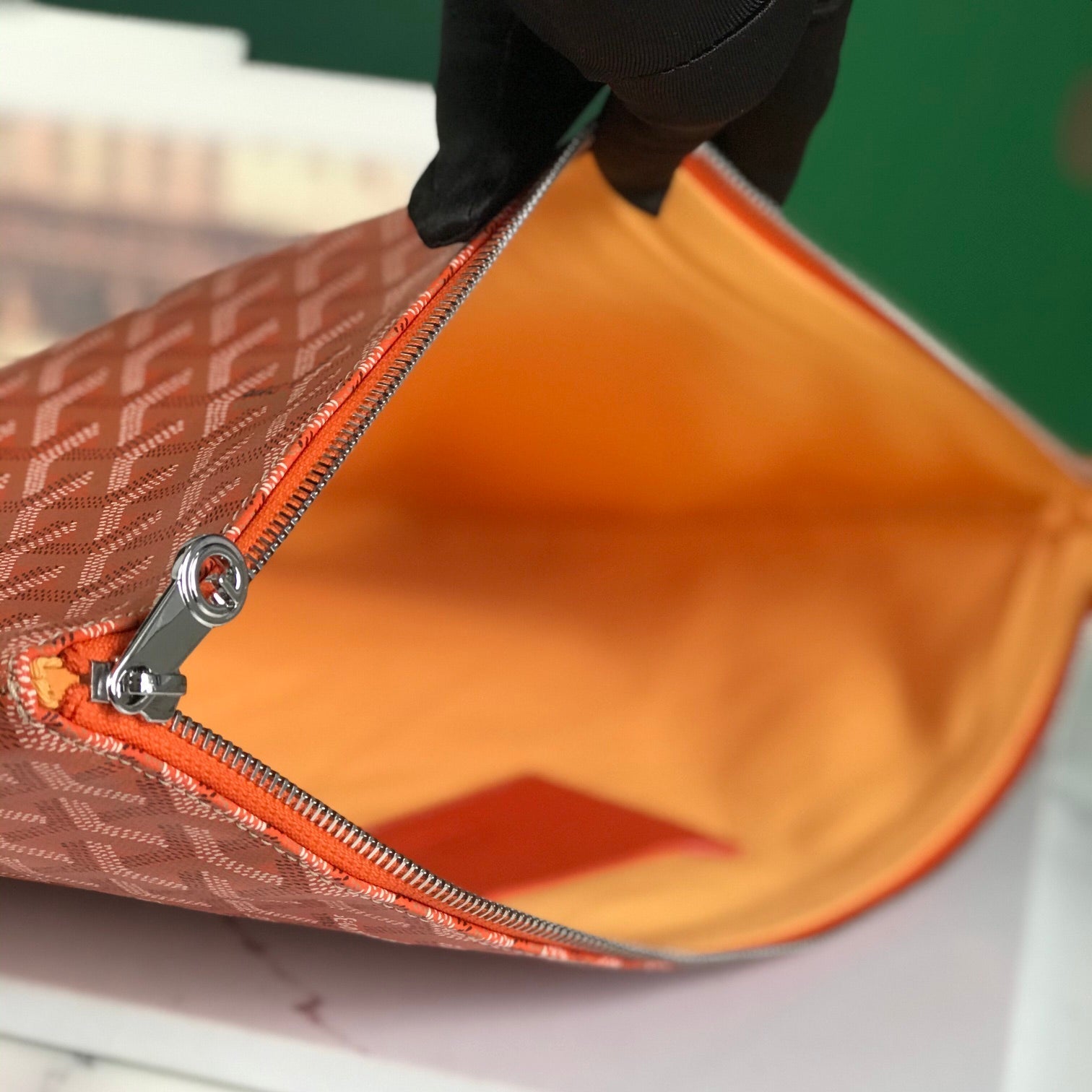 SÉNAT MGM POUCH 40 IN RED ORANGE GOYARDINE CANVAS