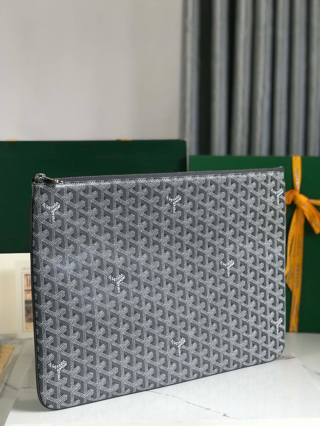 SÉNAT MGM POUCH 40 IN GREY GOYARDINE CANVAS