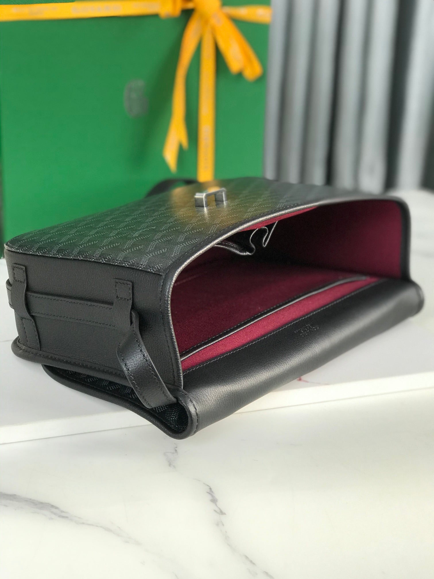 BELVEDERE MM BAG 28 IN BLACK GOYARDINE CANVAS AND CALFSKIN