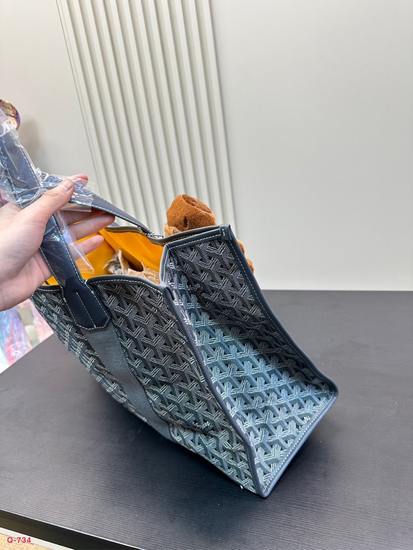 VILLETTE TOTE BAG 46 IN GREY GOYARDINE CANVAS