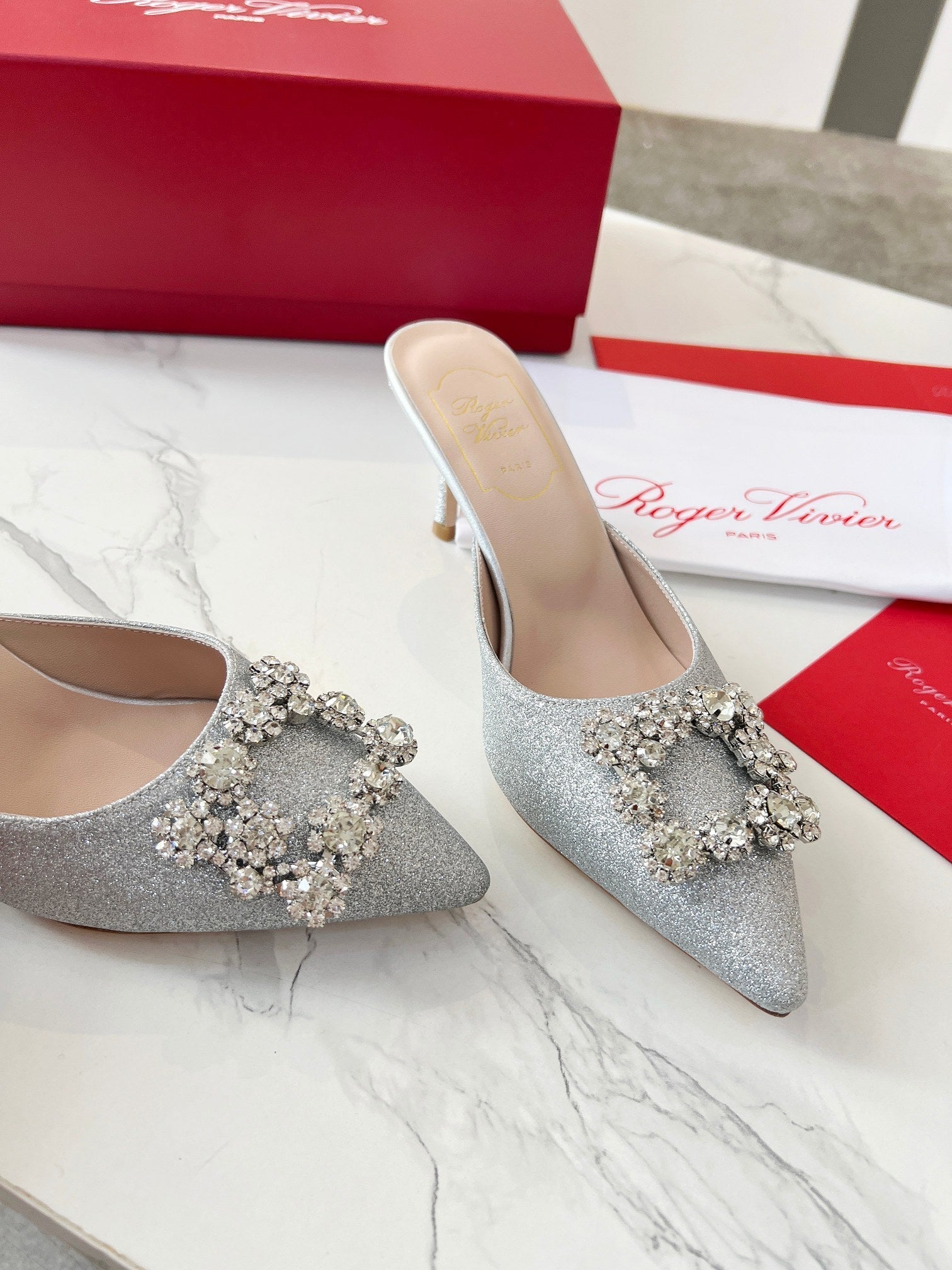 EFFLORESCENCE MULES IN SILVER SATIN EMBELLISHED GLITTER