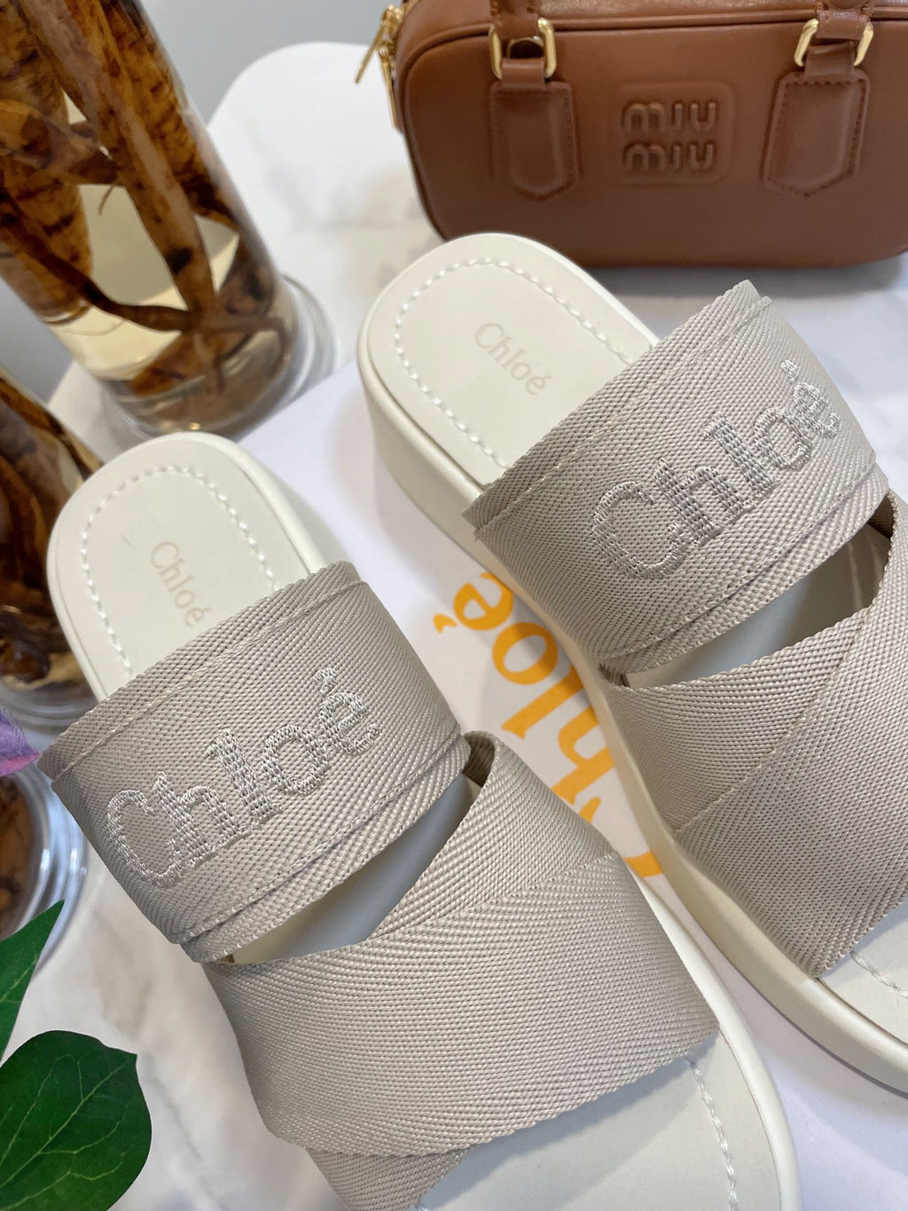 CHLOÉ WOODY WEDGE SANDALS IN DOVE GREY CANVAS WITH WHITE RUBBER SOLE