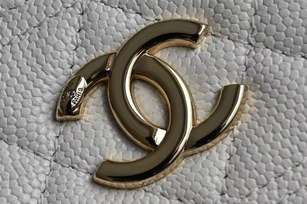 COSMETIC BAG 19 IN WHITE GRAINED CALFSKIN GOLD HARDWARE