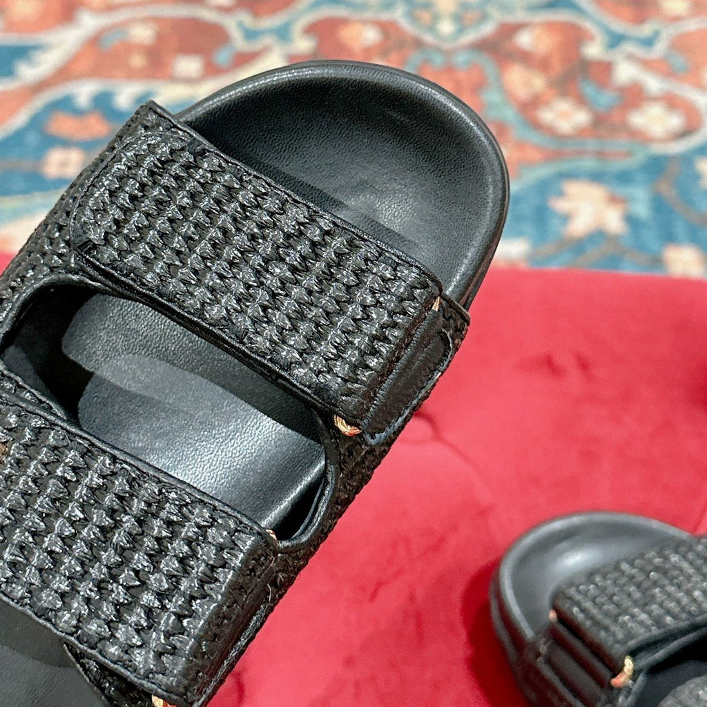 Women's Sandals Black Sheepskin With Straps