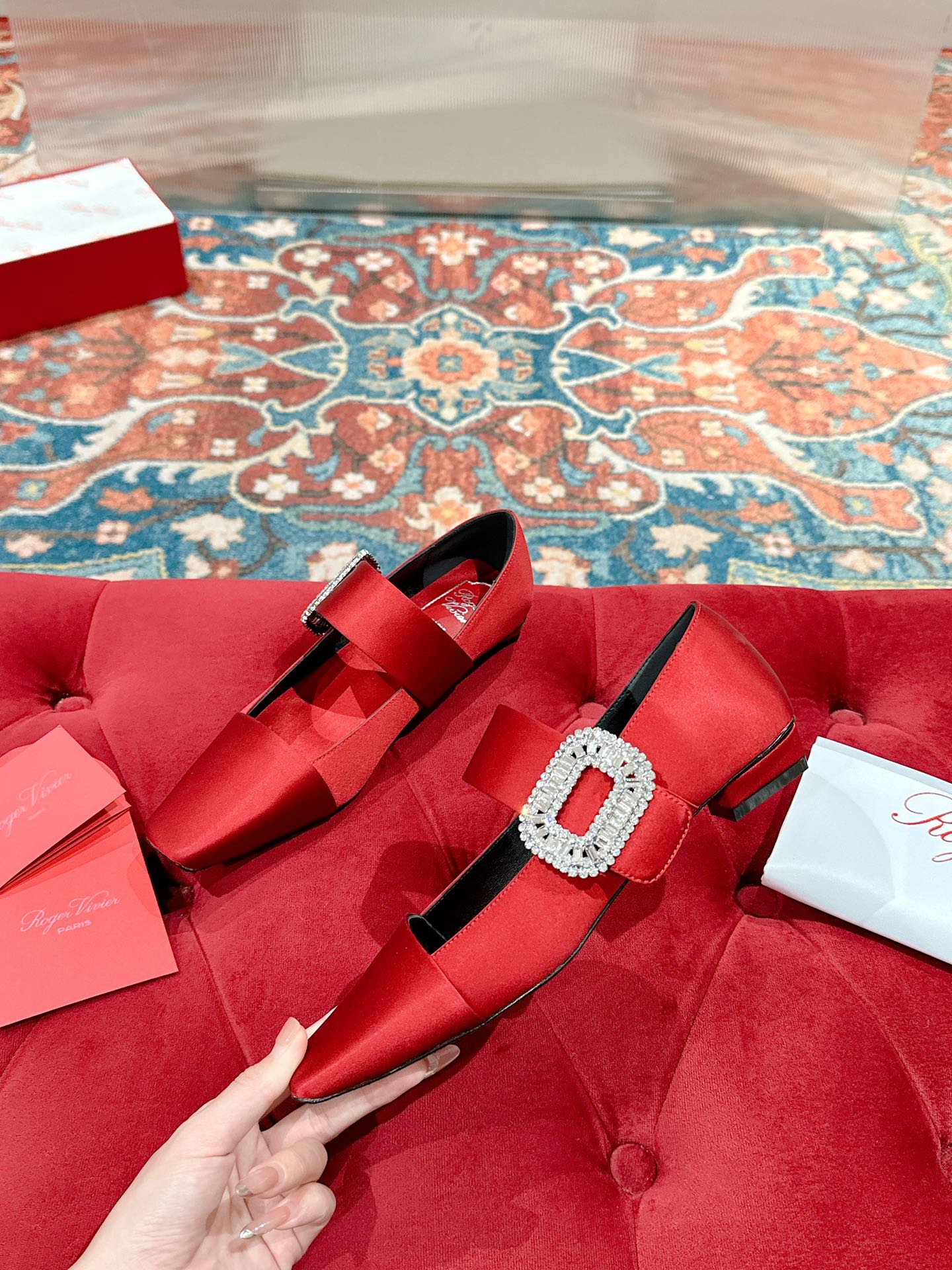 MARY JANES IN RED SATIN WITH CRYSTAL SQUARE BUCKLE