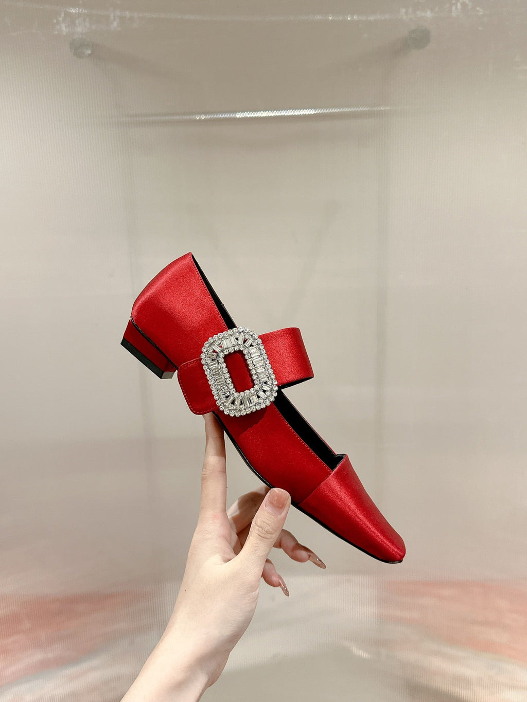 MARY JANES IN RED SATIN WITH CRYSTAL SQUARE BUCKLE