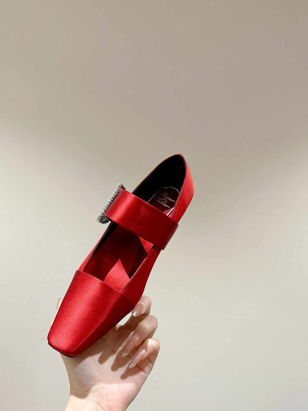 MARY JANES IN RED SATIN WITH CRYSTAL SQUARE BUCKLE