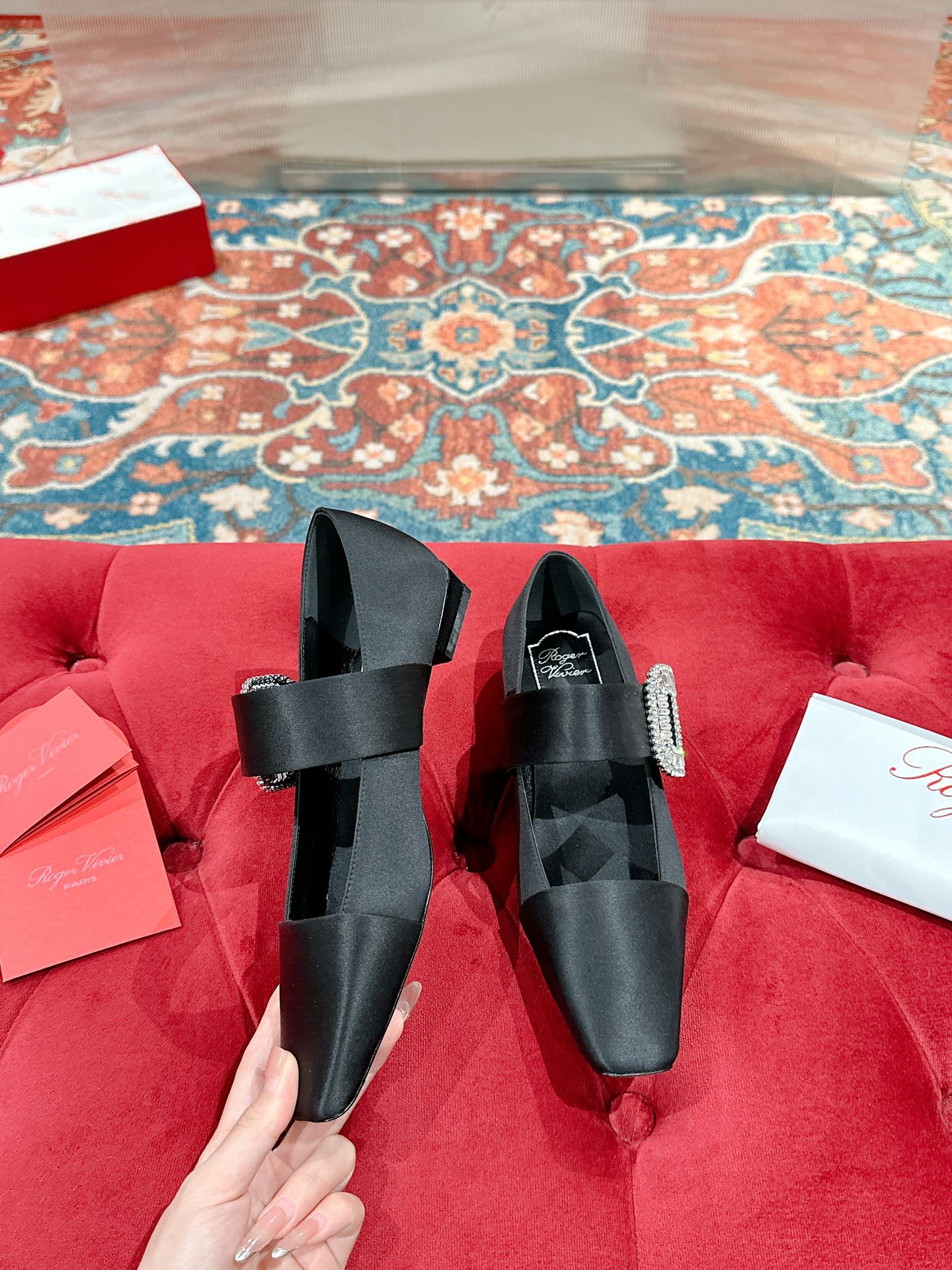 MARY JANES IN BLACK SATIN WITH CRYSTAL SQUARE BUCKLE