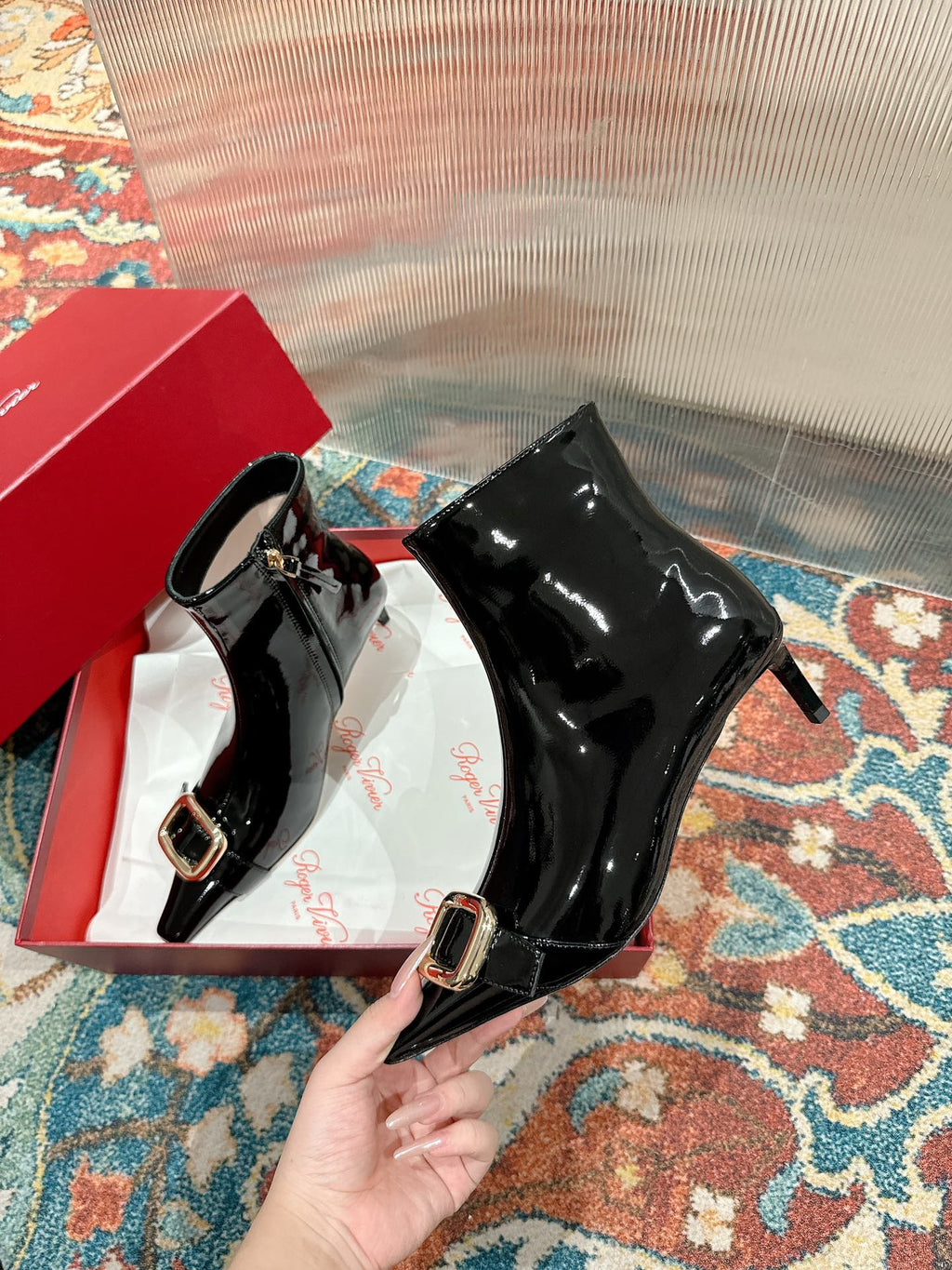 VIV CANARD ANKLE BOOTS IN BLACK PATENT CALFSKIN