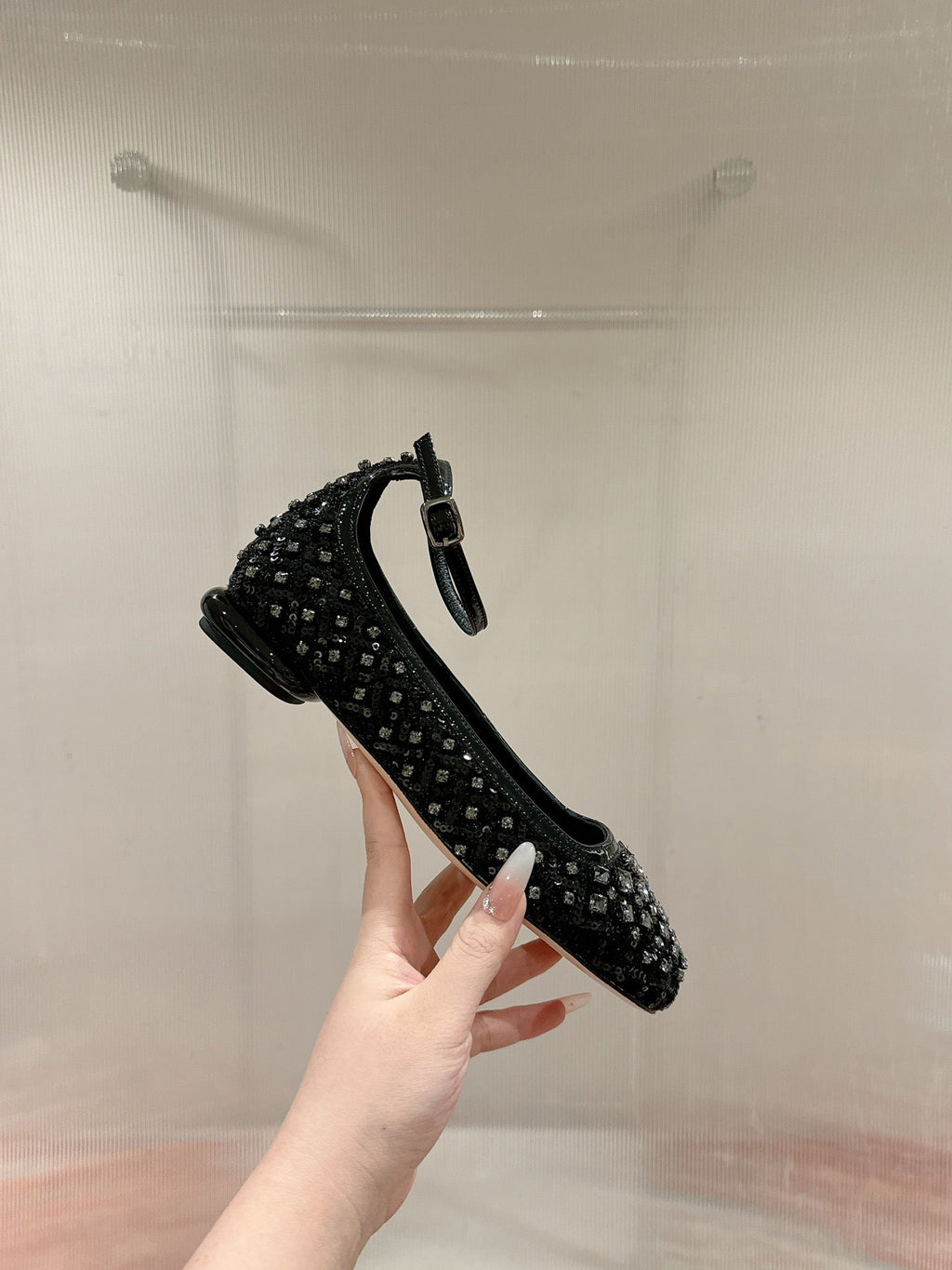 BALLERINAS IN BLACK FABRIC WITH CRYSTAL DETAILING