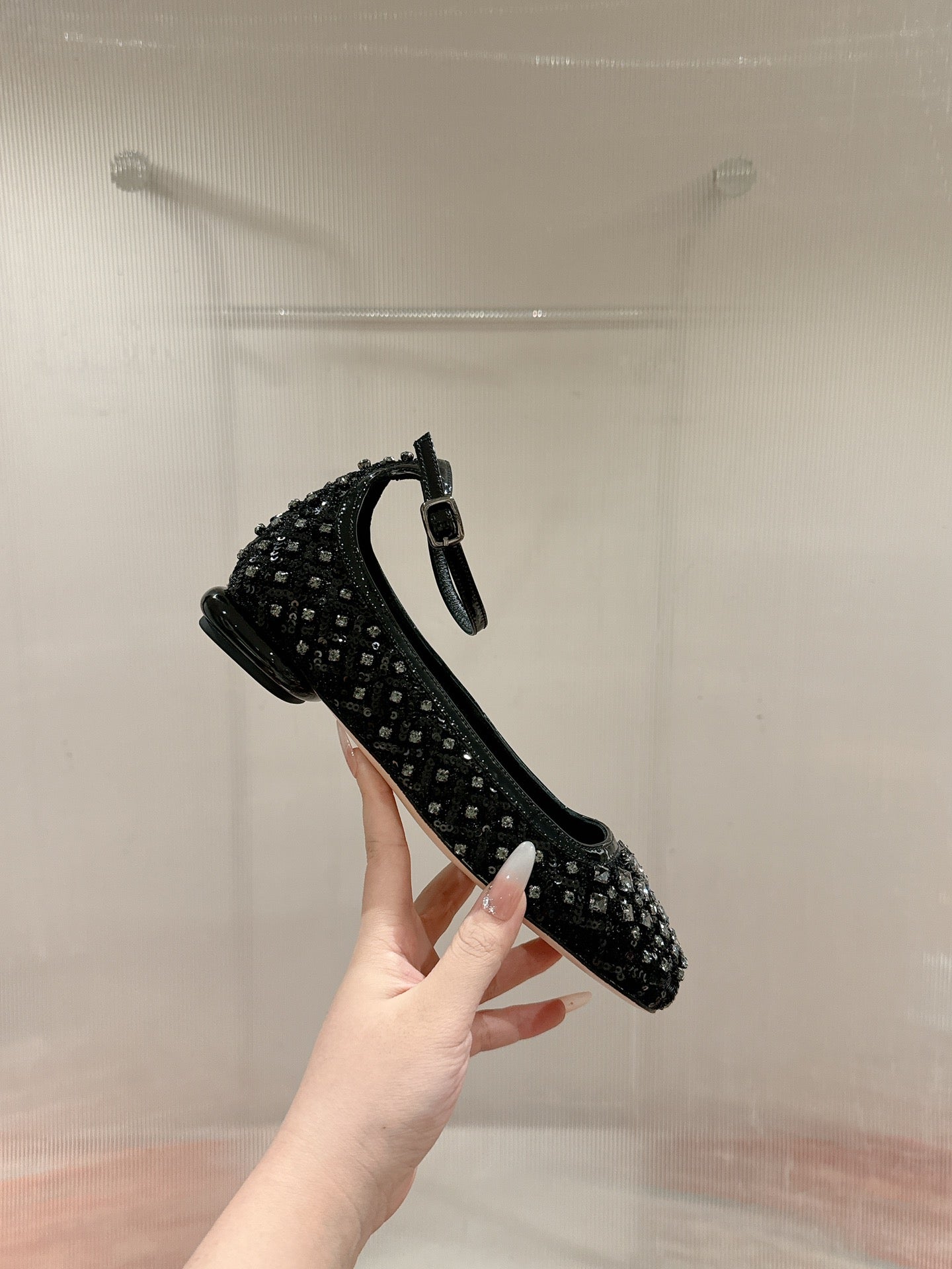 BALLERINAS IN BLACK FABRIC WITH CRYSTAL DETAILING