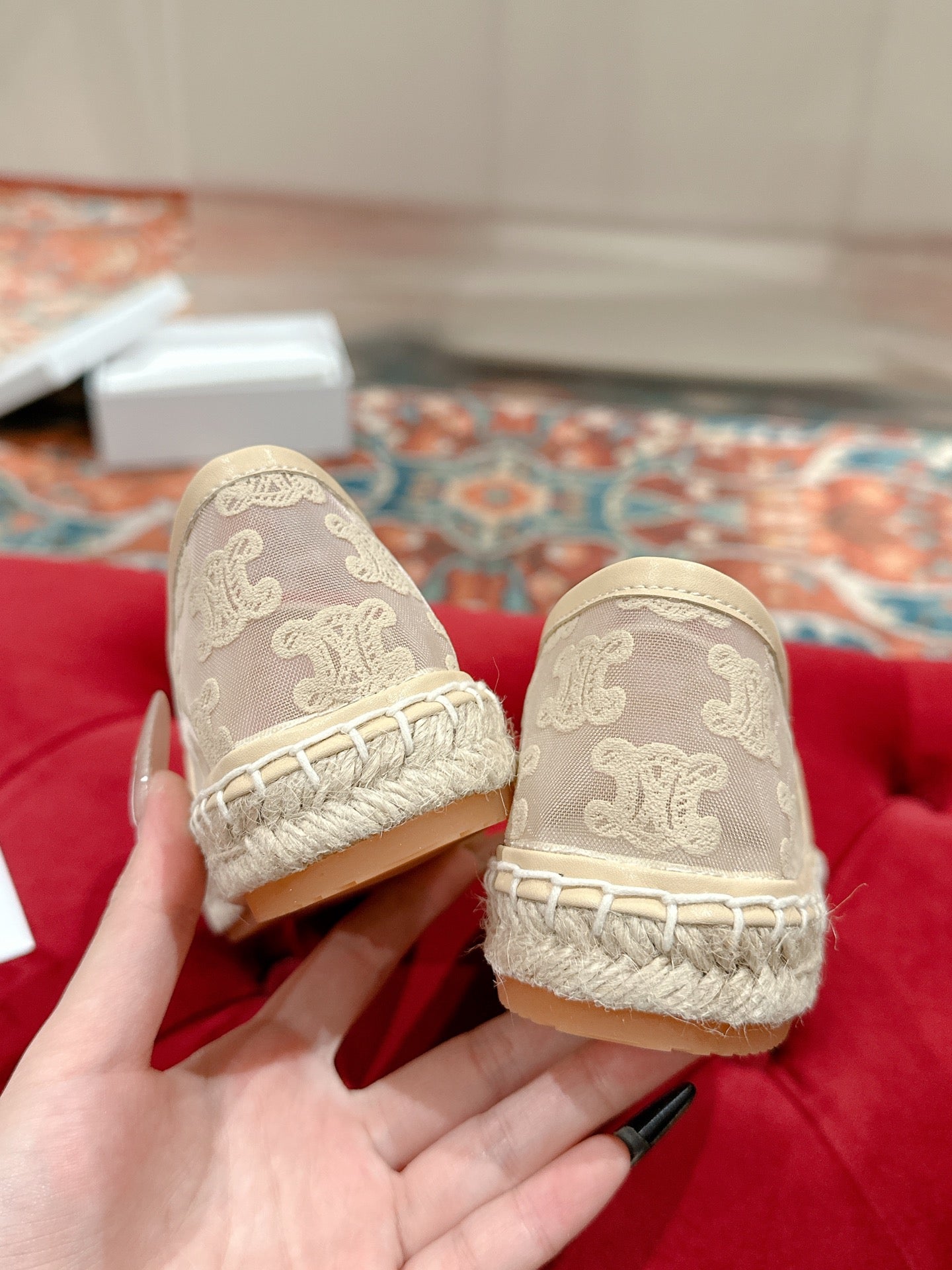 ESPADRILLES IN BEIGE MESH