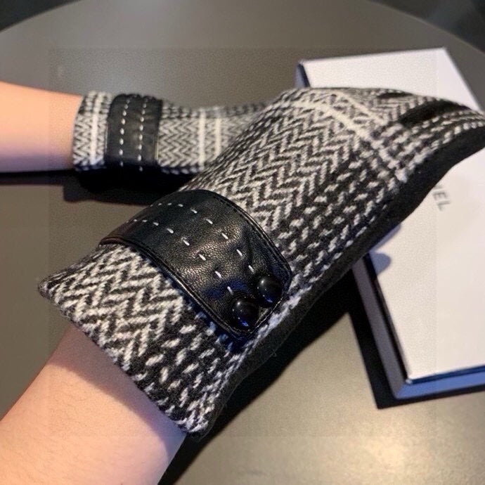 GLOVES IN BLACK MIX WHITE WOOL 429245