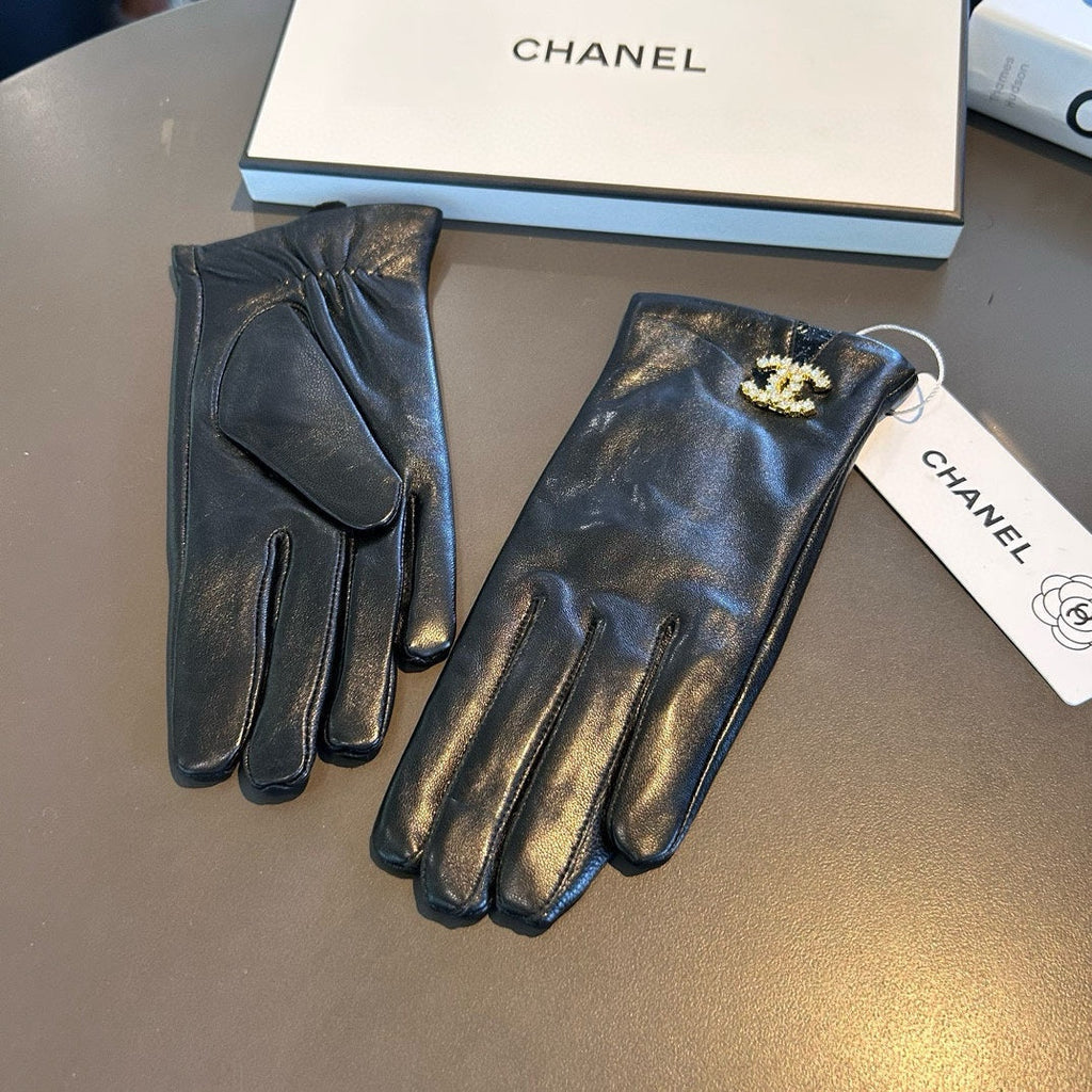 TOUCHSCREEN GLOVES IN BLACK LAMBSKIN WITH GOLD LOGO 462272