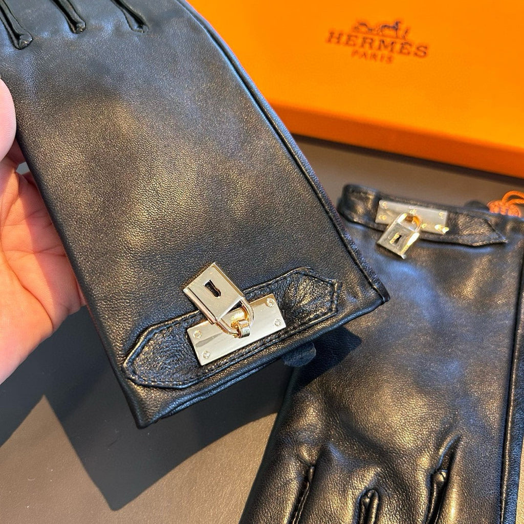 GLOVES WITH LOCK HARDWARE IN BLACK LAMBSKIN 463858