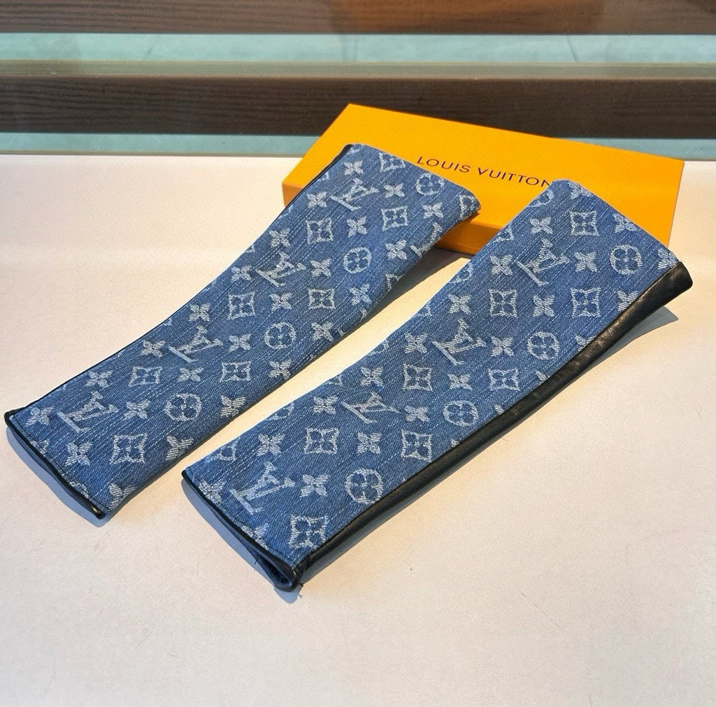 FINGERLESS LONG GLOVES IN AZURE BLUE MONOGRAM DENIM AND BLACK LAMBSKIN