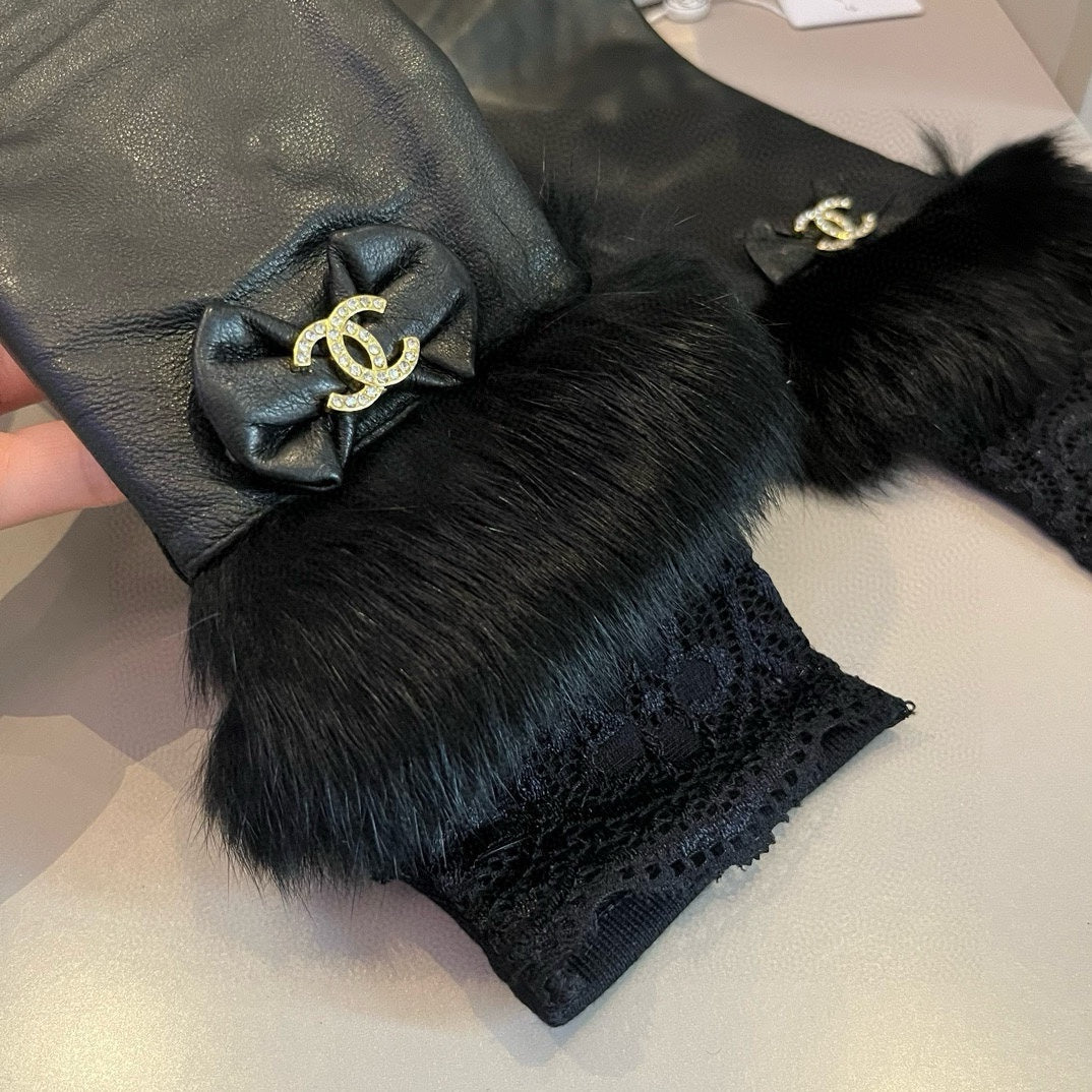 FINGERLESS LONG GLOVES IN BLACK LAMBSKIN WITH RABBIT FUR 465798