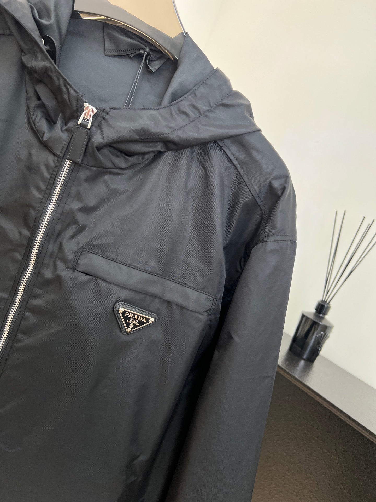 PRADA 25S JACKET 377