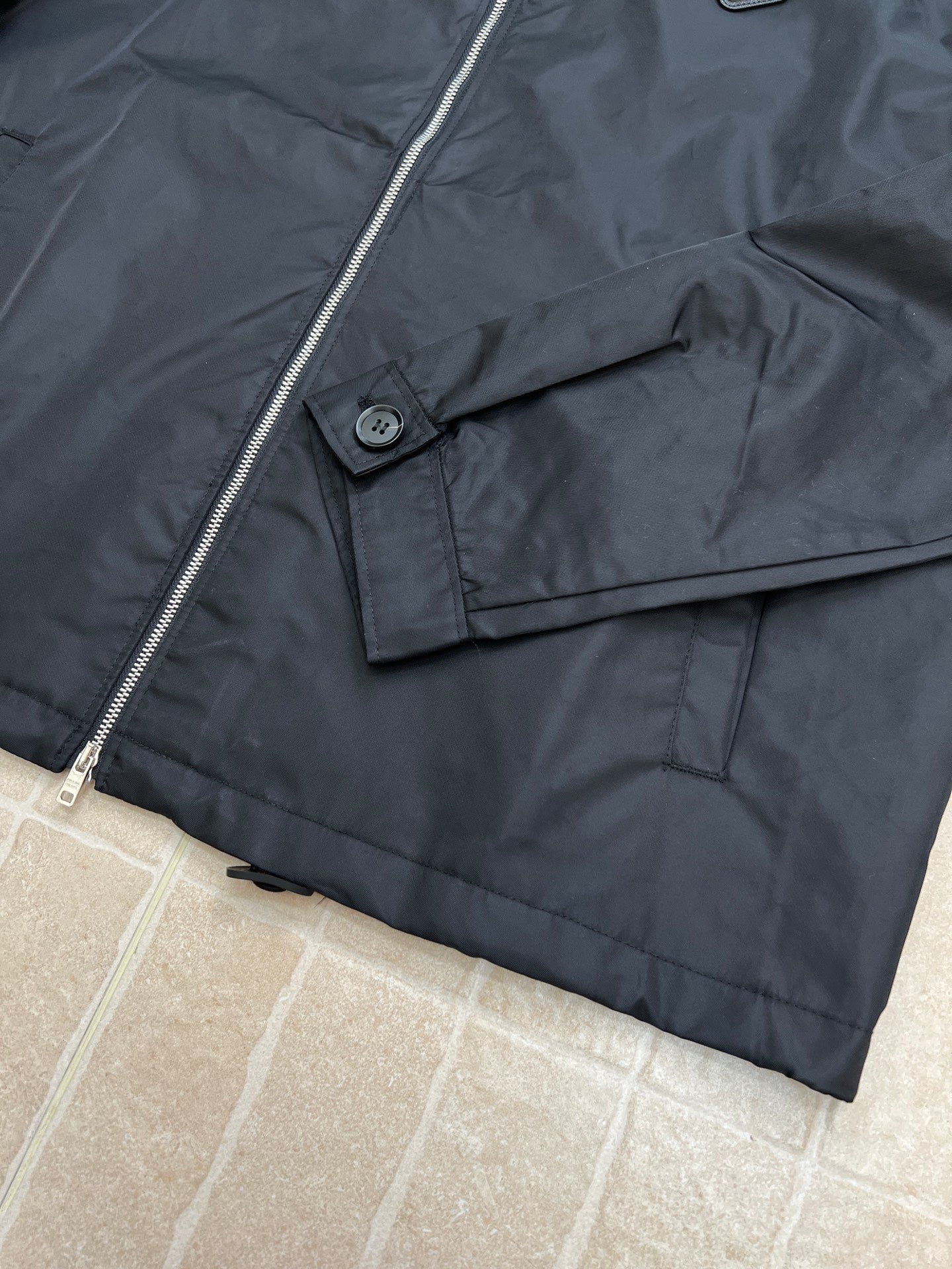 PRADA 25S JACKET 377