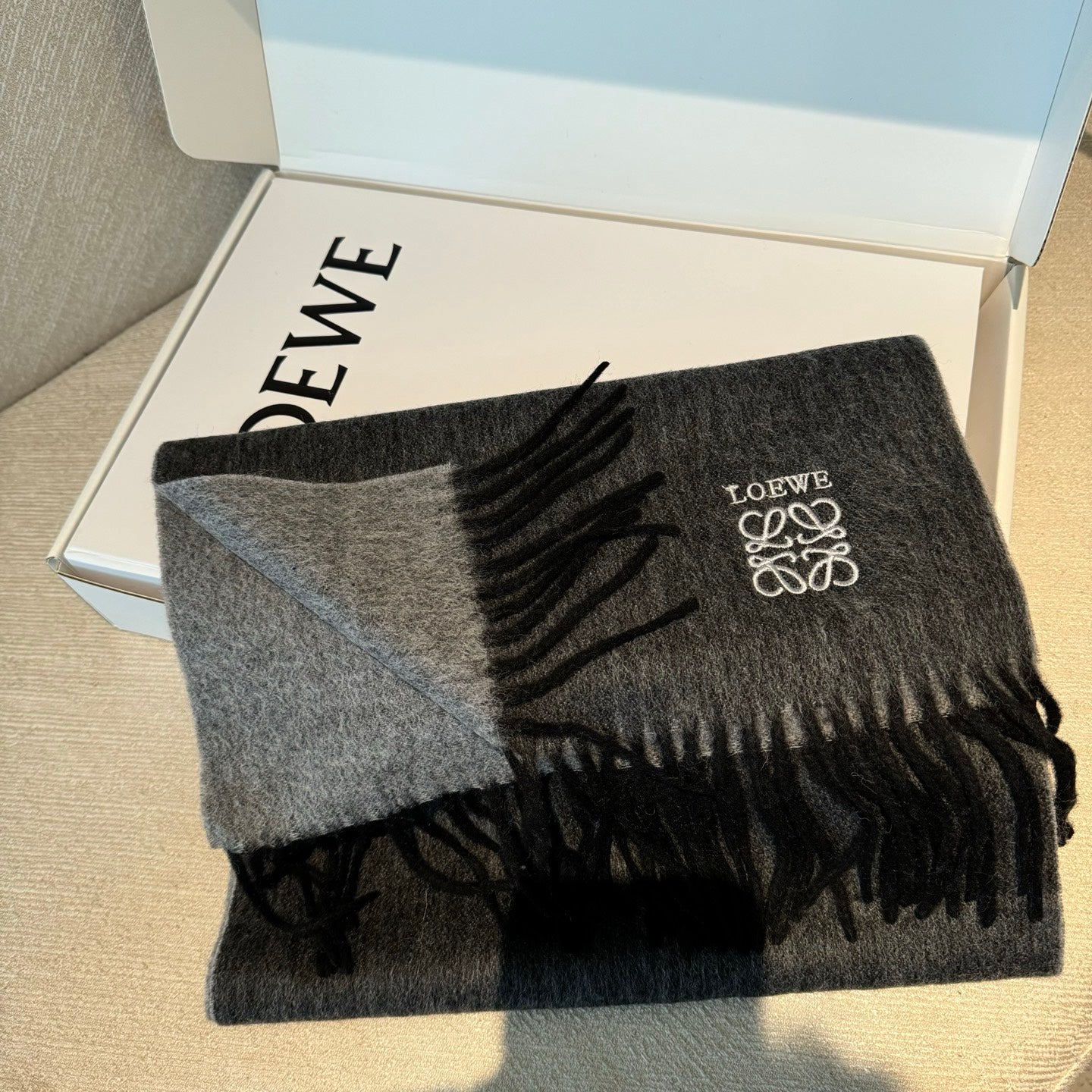 LOEWE 25S SCARF 180 IN CASHMERE 860066