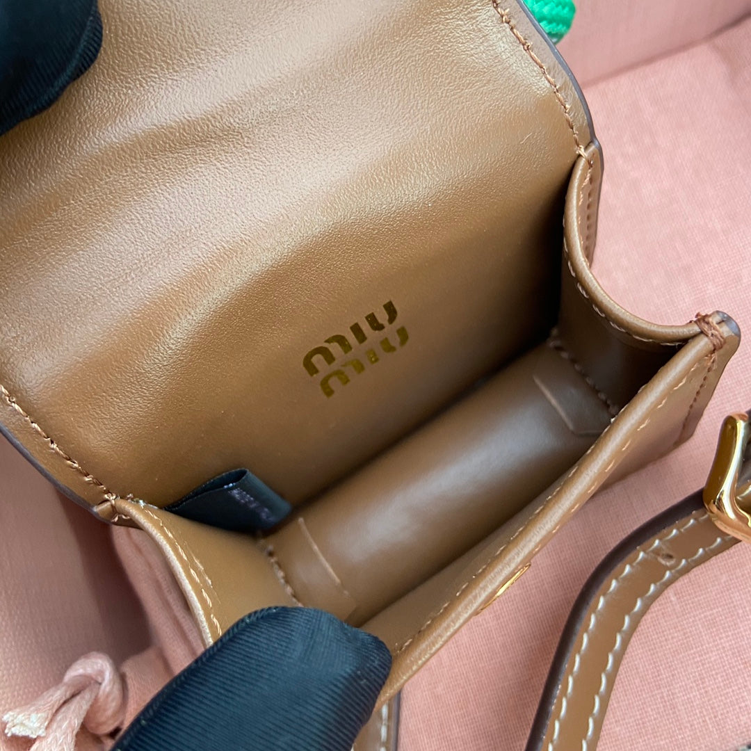 MICRO BAG 7 IN TAWNY BROWN SMOOTH LAMBSKIN GREEN STRAP