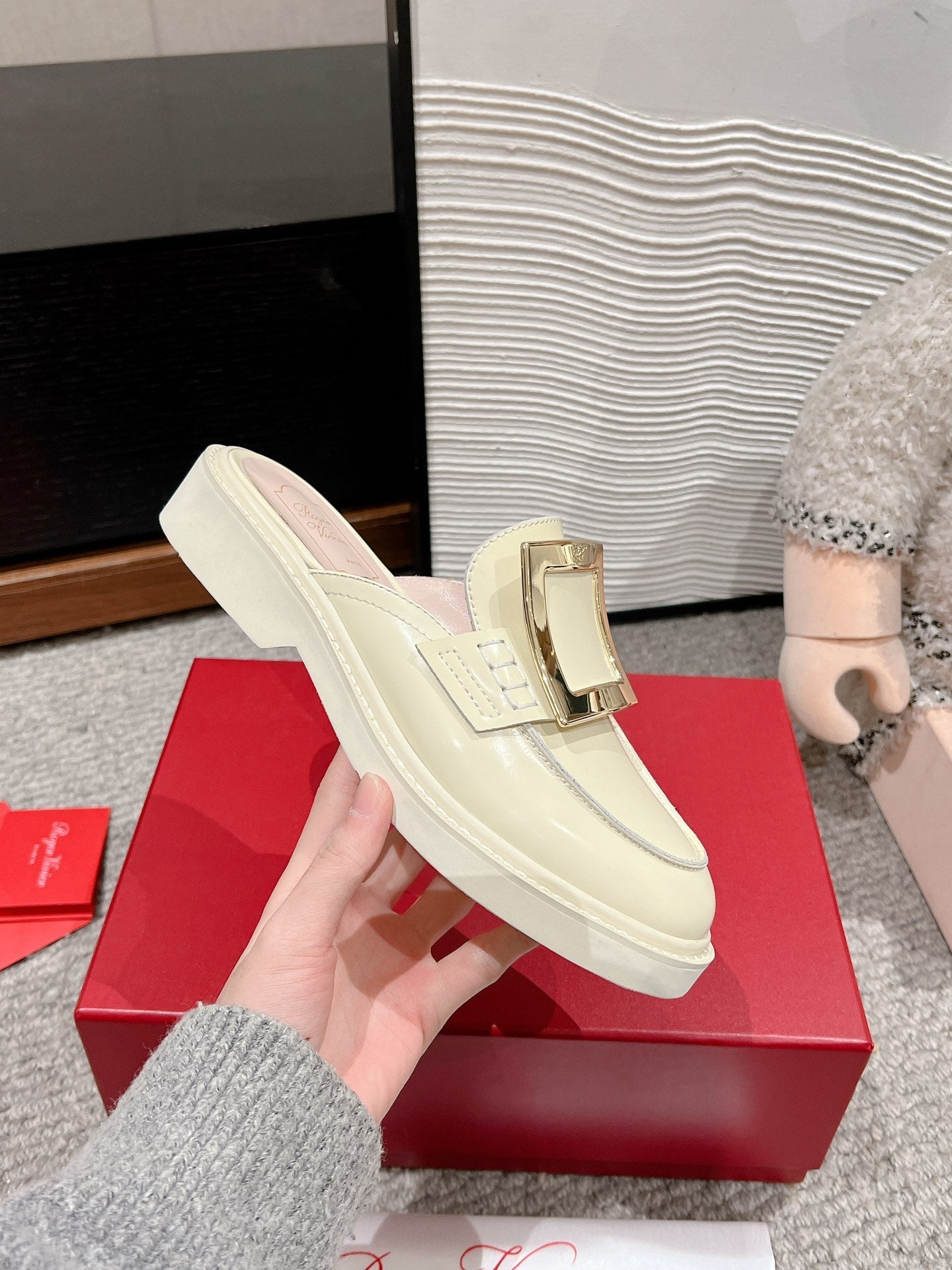 VIV' RANGERS MULES IN CREAM SHINY CALFSKIN GOLD BUCKLE