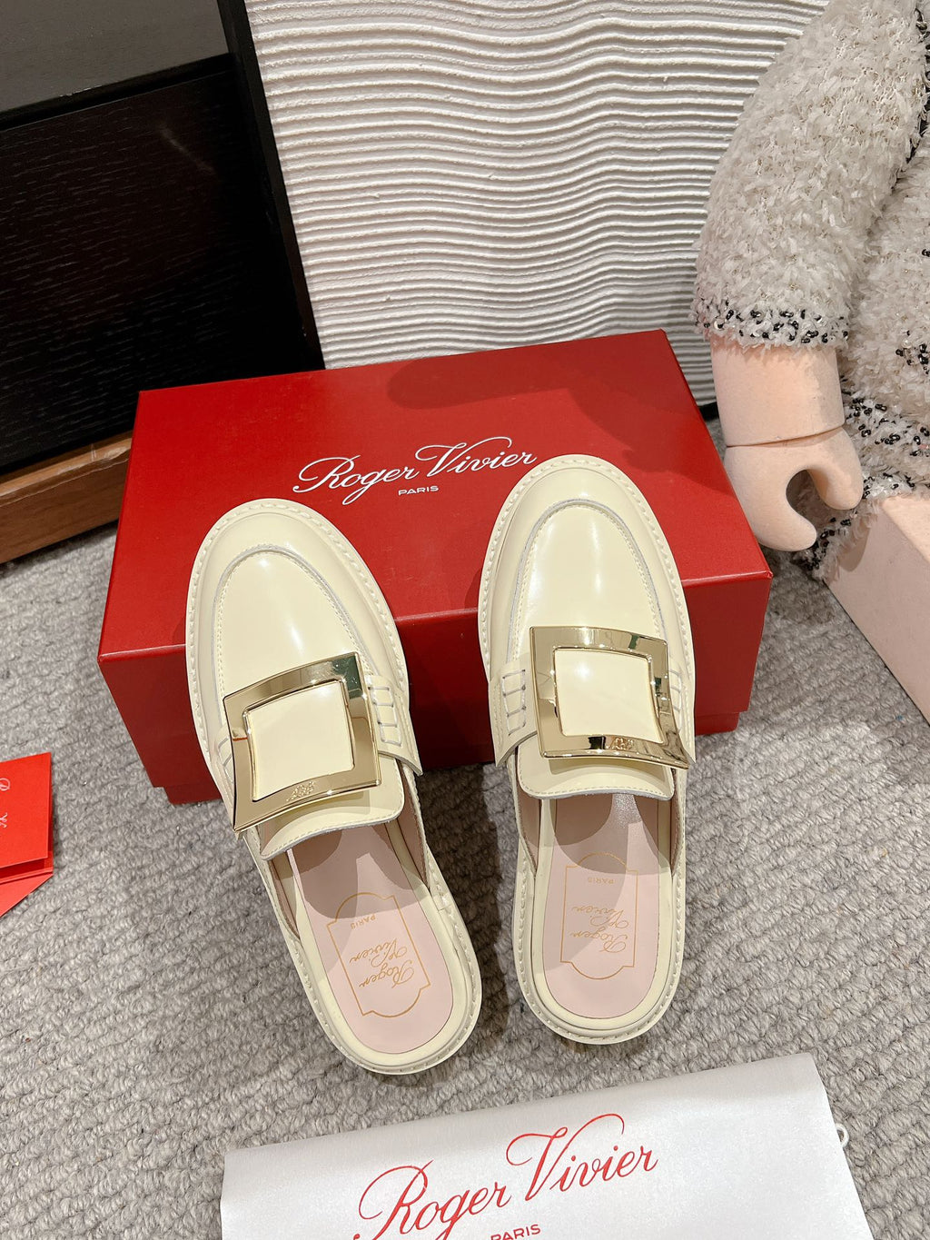 VIV' RANGERS MULES IN CREAM SHINY CALFSKIN GOLD BUCKLE