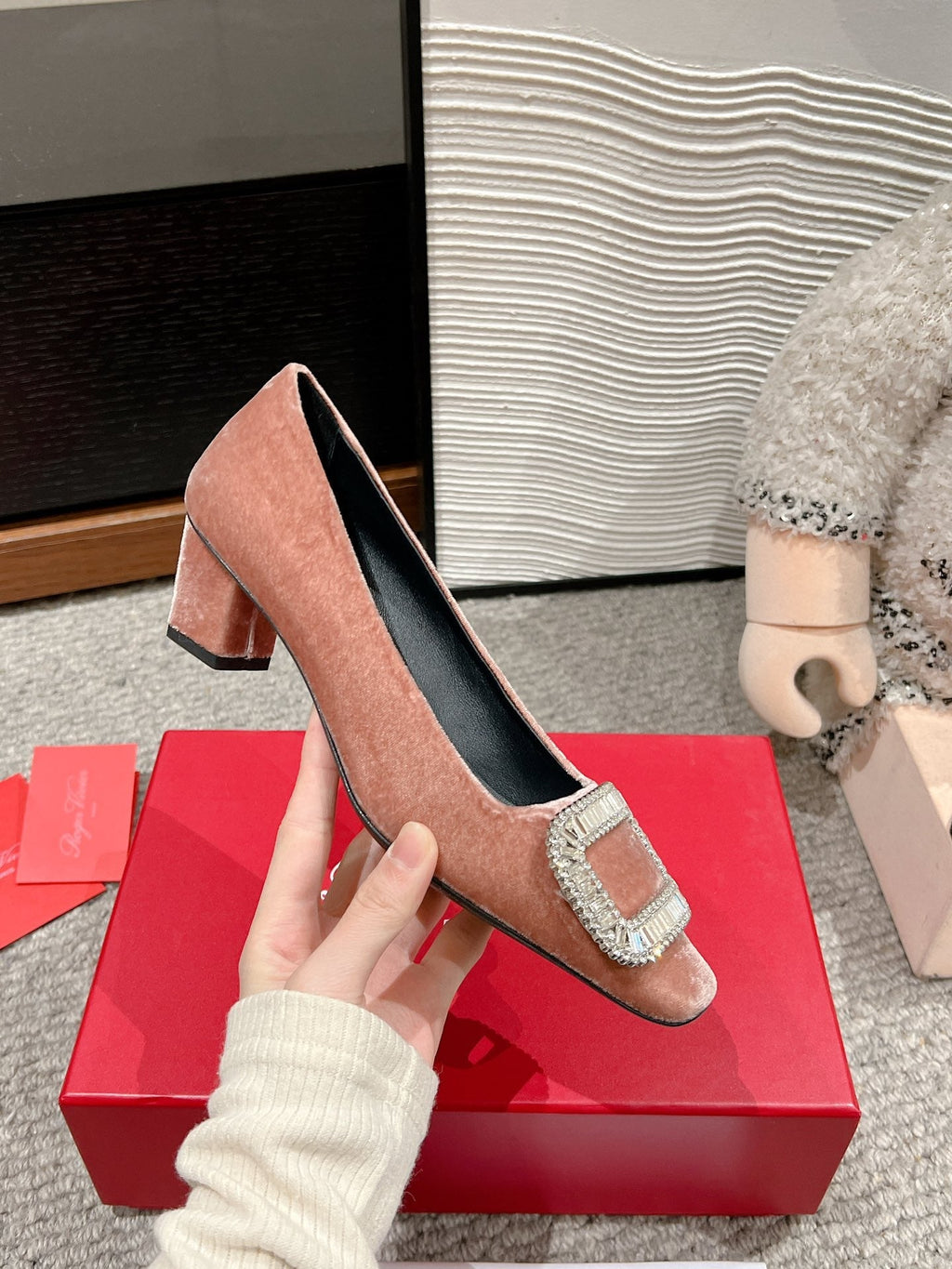 BELLE VIVIER PUMPS IN CANTALOUPE VELVET