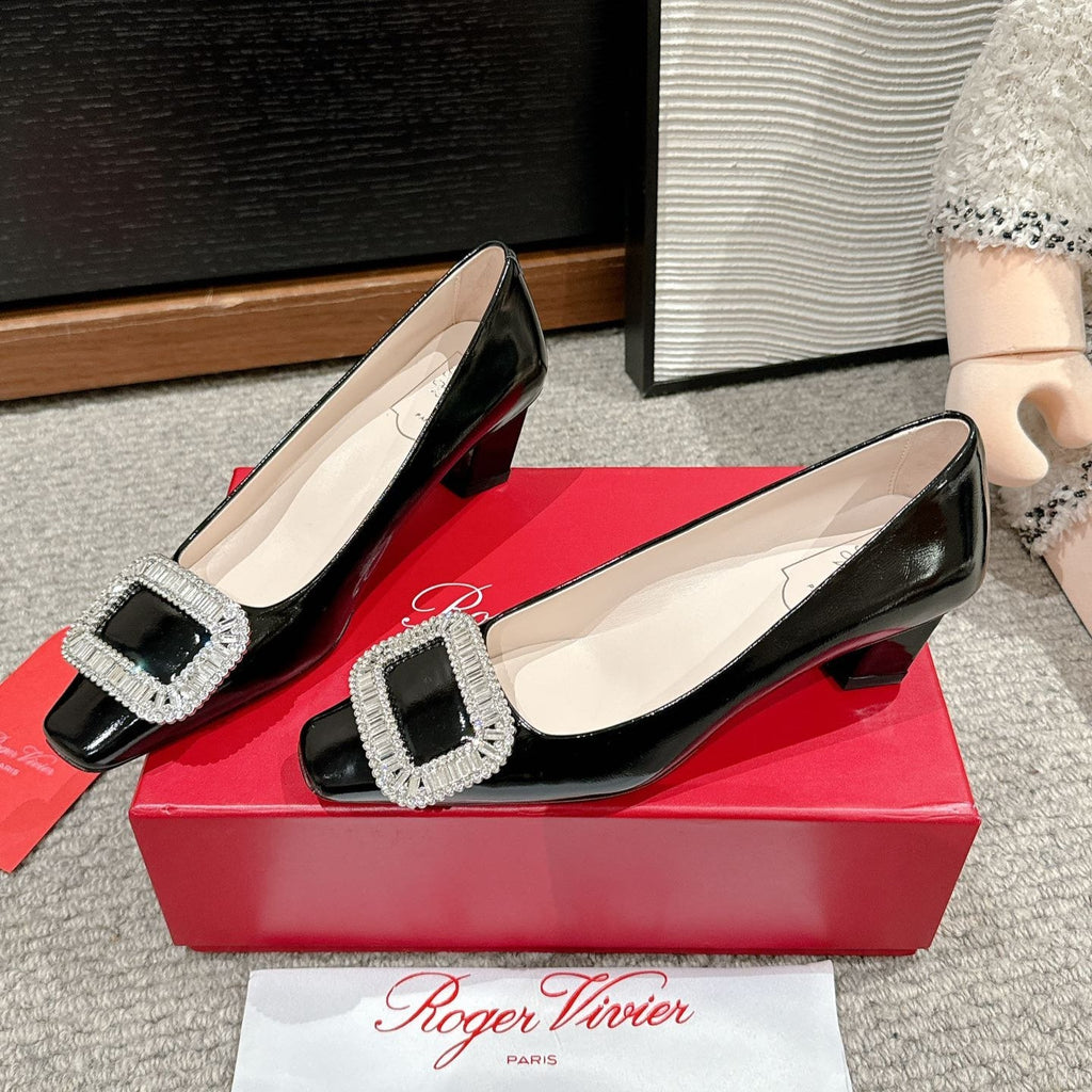 BELLE VIVIER PUMPS IN BLACK PATENT CALFSKIN