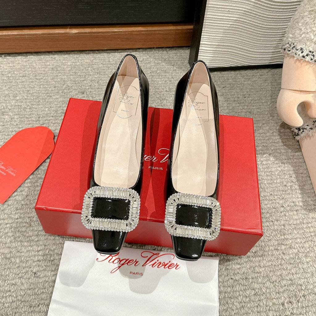 BELLE VIVIER PUMPS IN BLACK PATENT CALFSKIN