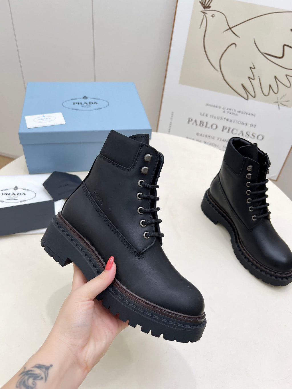 PRADA 25S LACE UP BOOTS BLACK CALFSKIN
