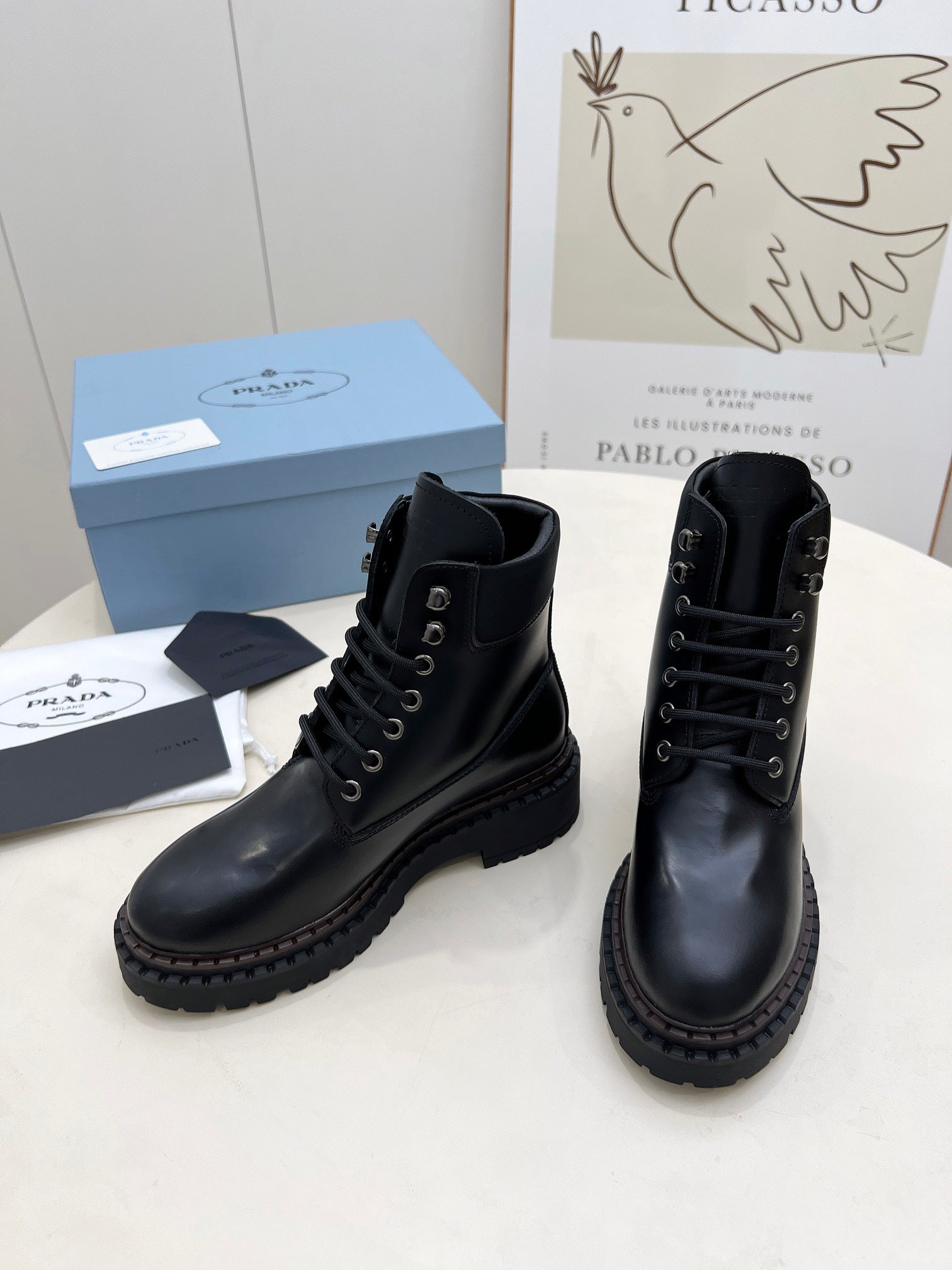 PRADA 25S LACE UP BOOTS BLACK GLOSSY CALFSKIN
