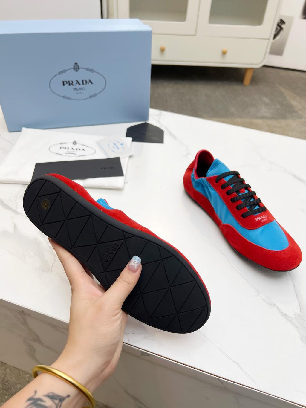COLLAPSE SNEAKERS IN RED SUEDE AND SKY BLUE NYLON