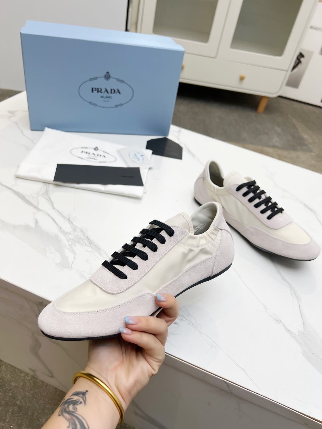 COLLAPSE SNEAKERS IN BEIGE SUEDE AND NYLON