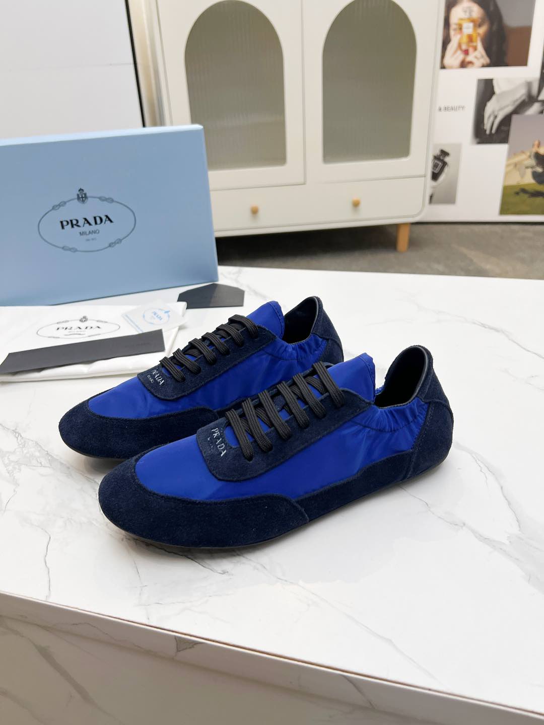 COLLAPSE SNEAKERS IN BLUE SUEDE AND NYLON