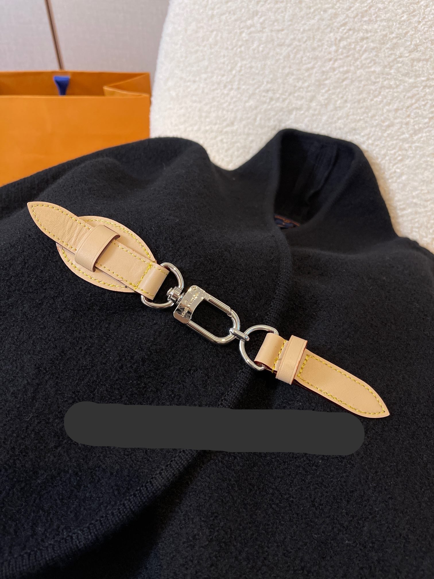 LV 25S WOOL CAPE COAT 0017