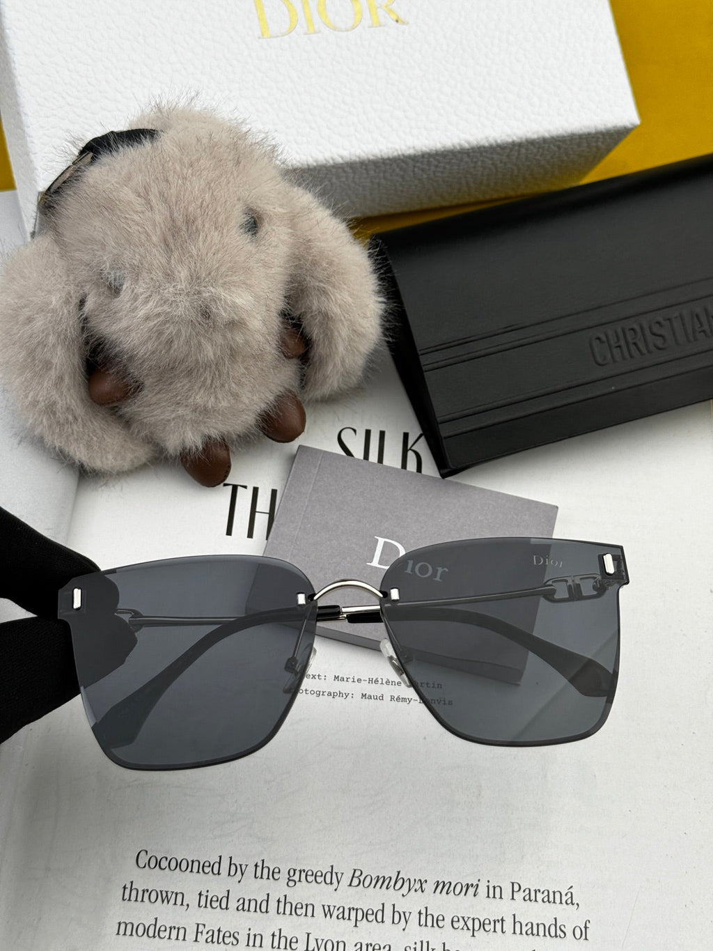 MONTAIGNE SUNGLASS CD4641 IN METAL