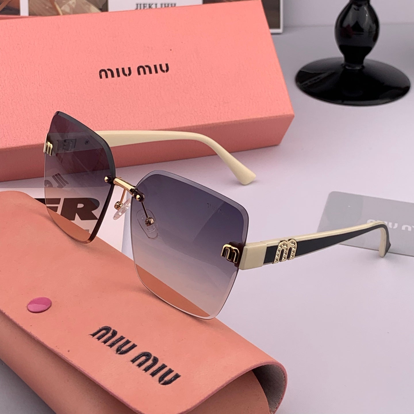 RUNWAY SQUARE SUNGLASSES M7550 IN ACETATE