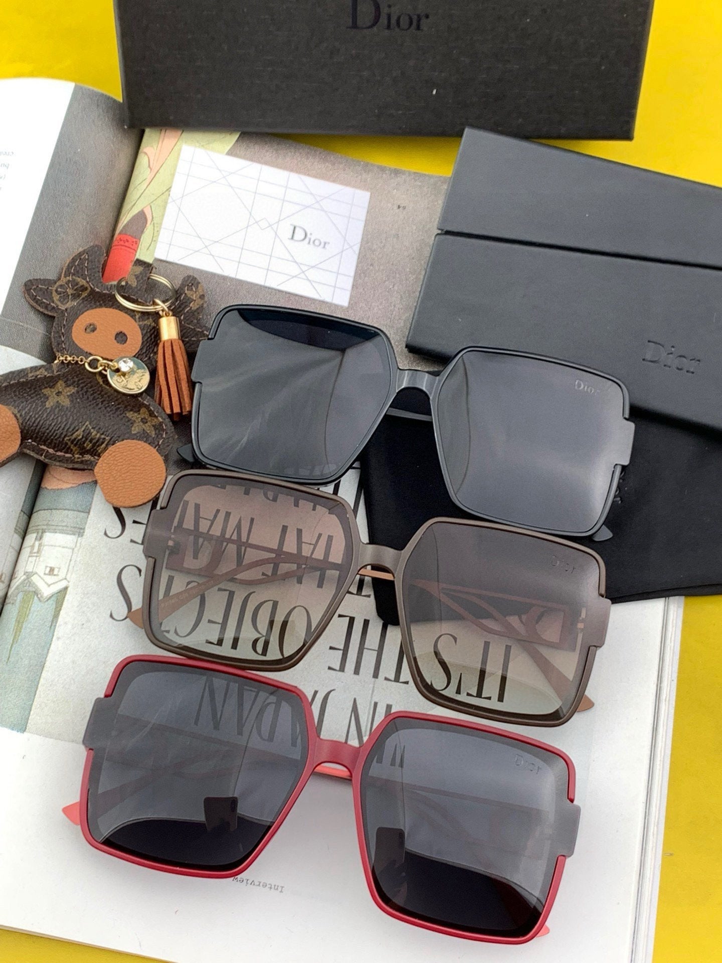 MONTAIGNE SUNGLASS D5541 IN METAL