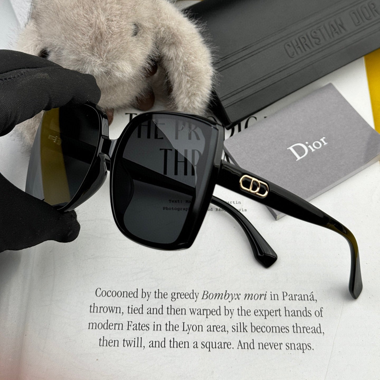 MONTAIGNE SUNGLASS CD3311 IN ACETATE